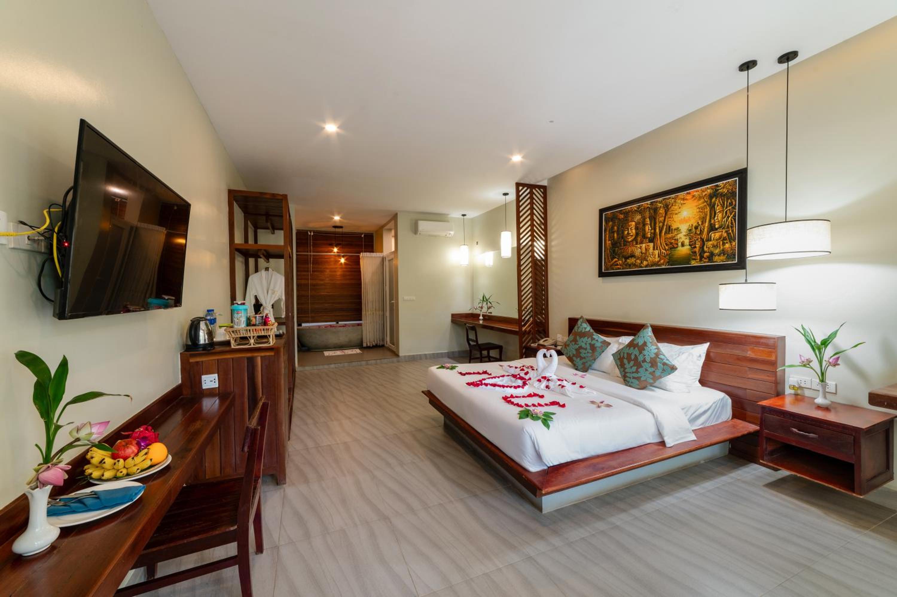 Cabana Suite with Pool Access - Photo 8