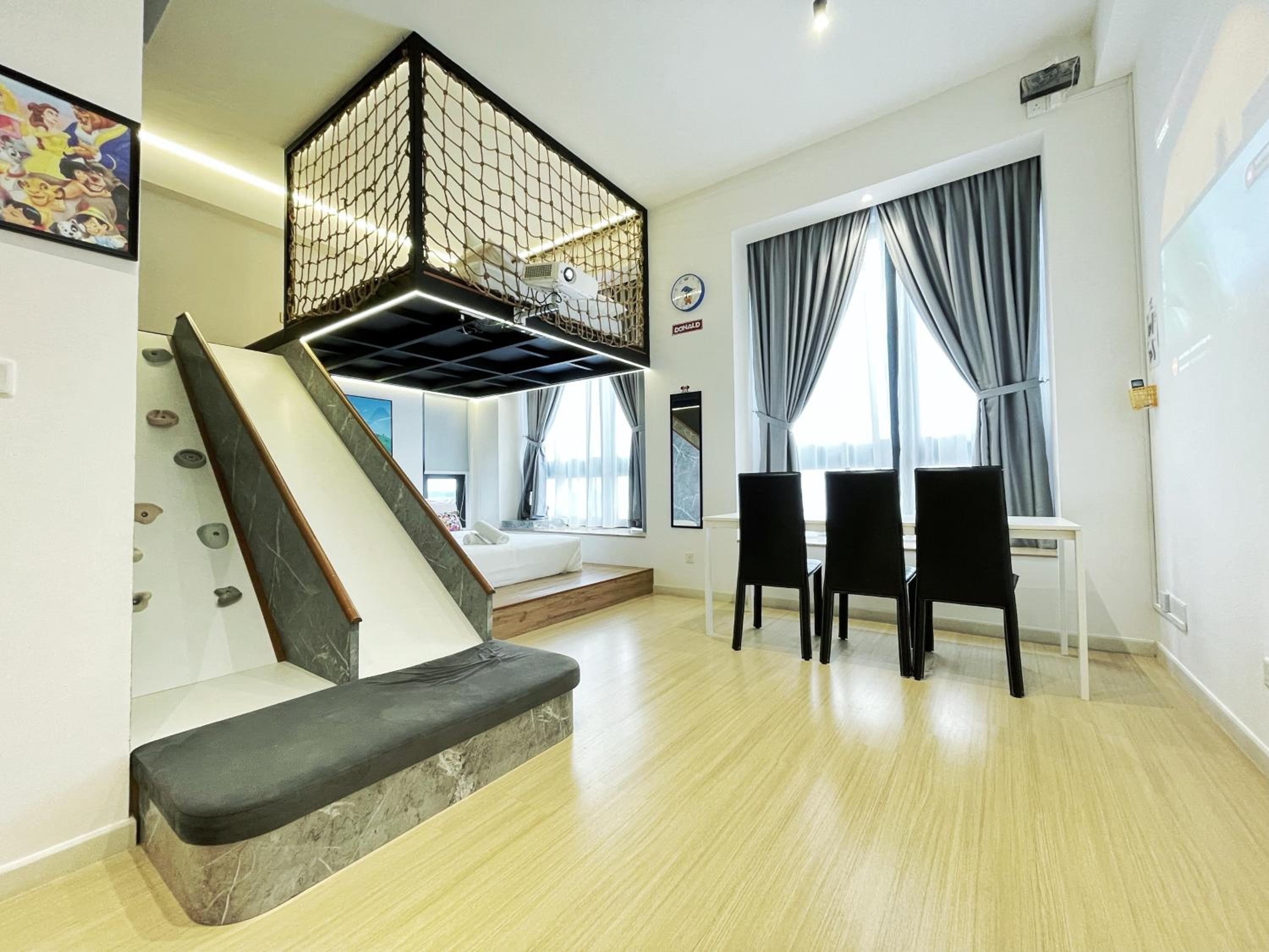 Loft photo 1