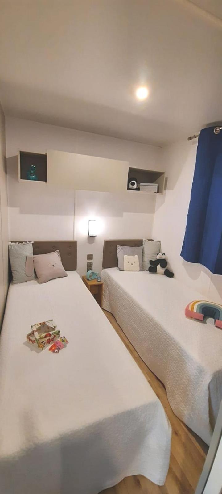 Mobile Home photo 2