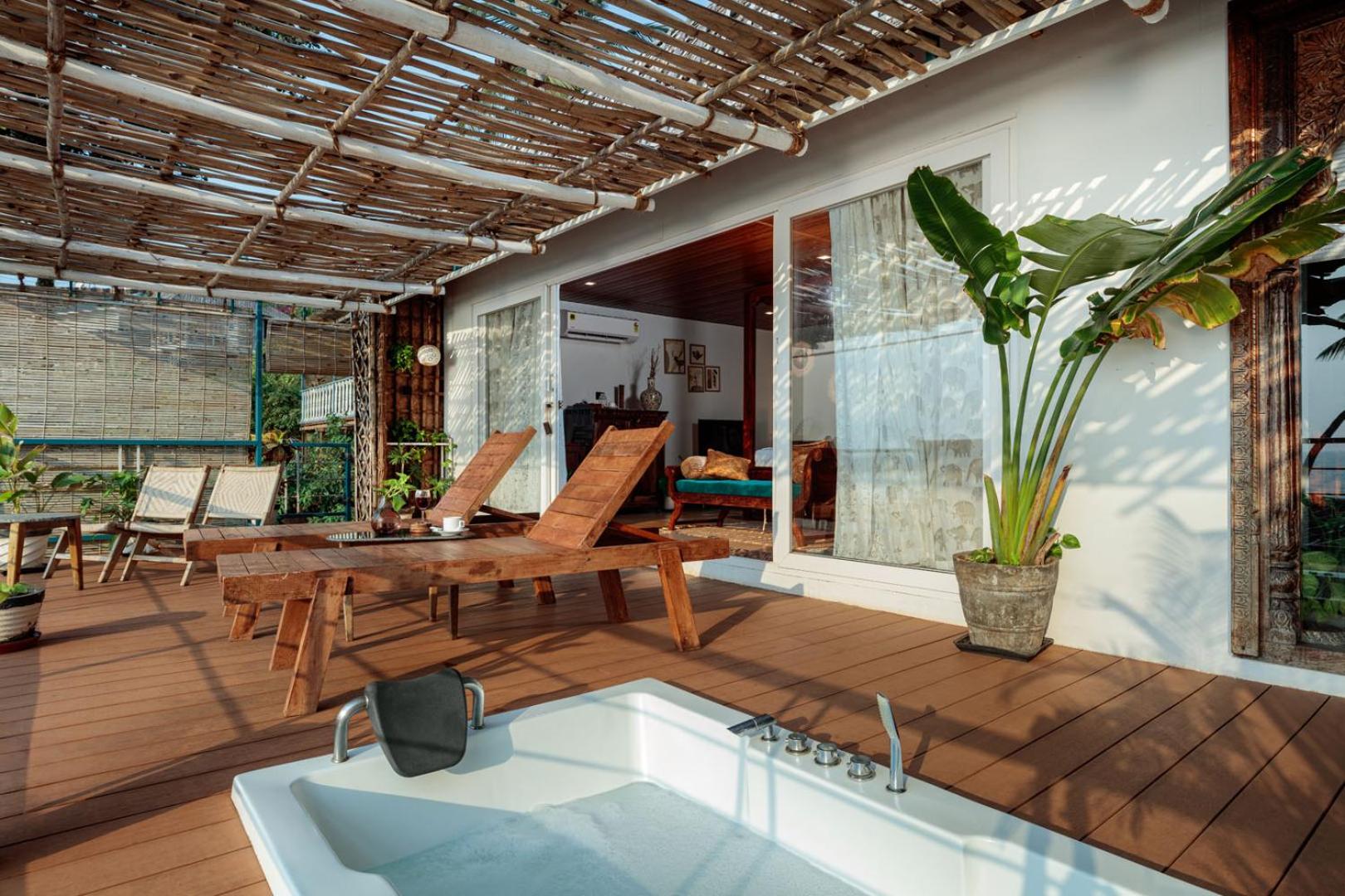 Double Room with Balcony and Sea View photo 2
