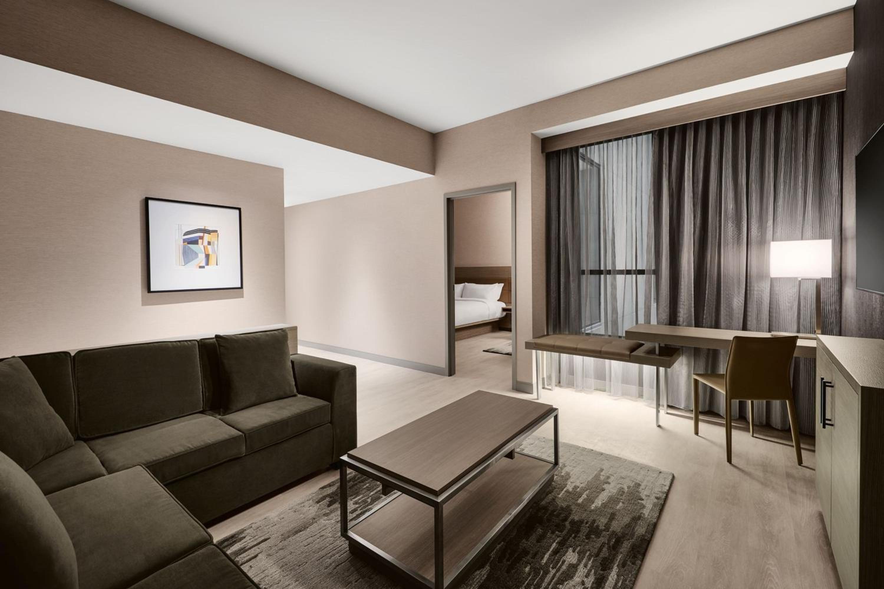 One-Bedroom King Suite with Sofa Bed  - Photo 6