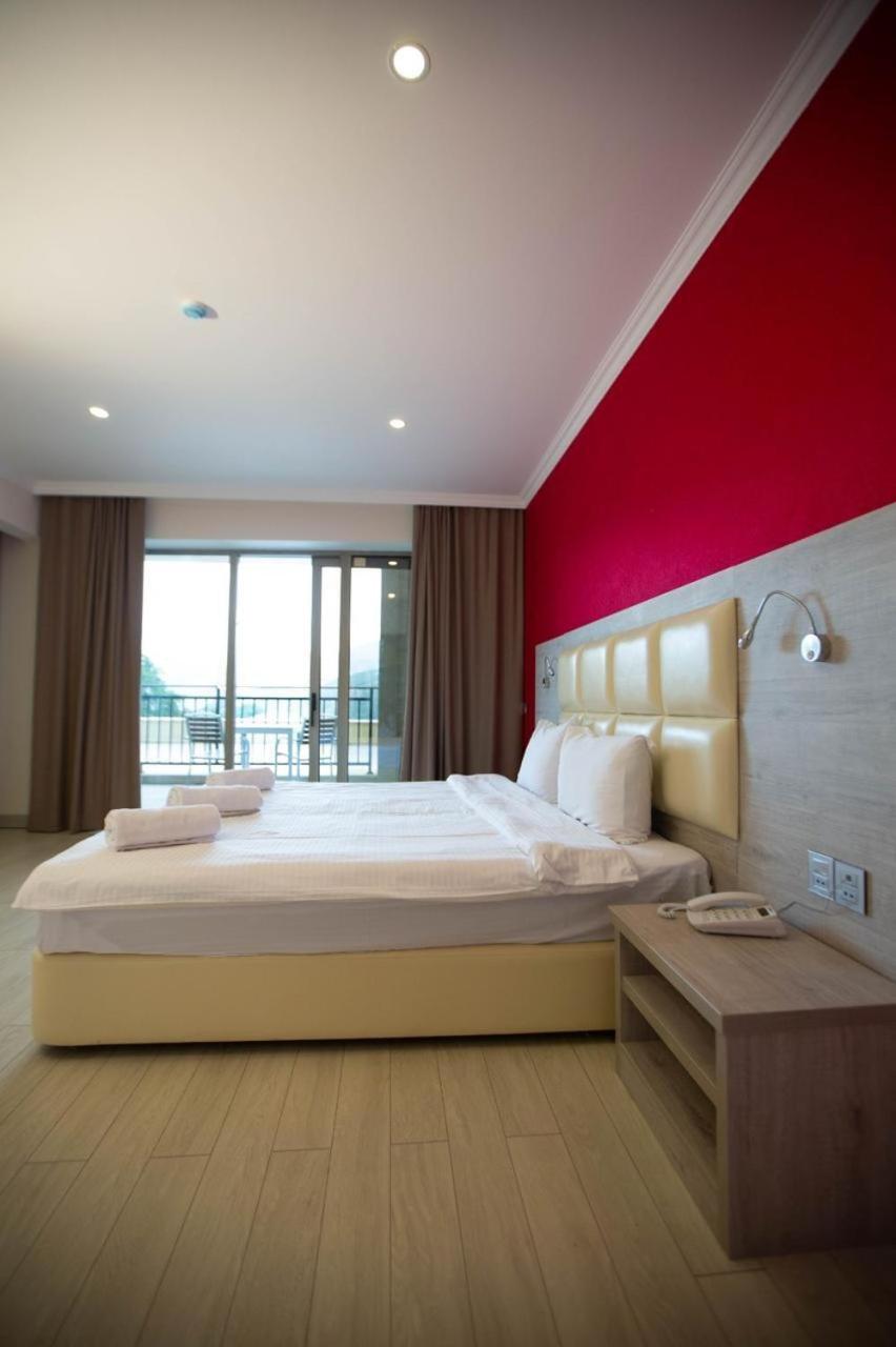 Junior Suite with Balcony photo 2