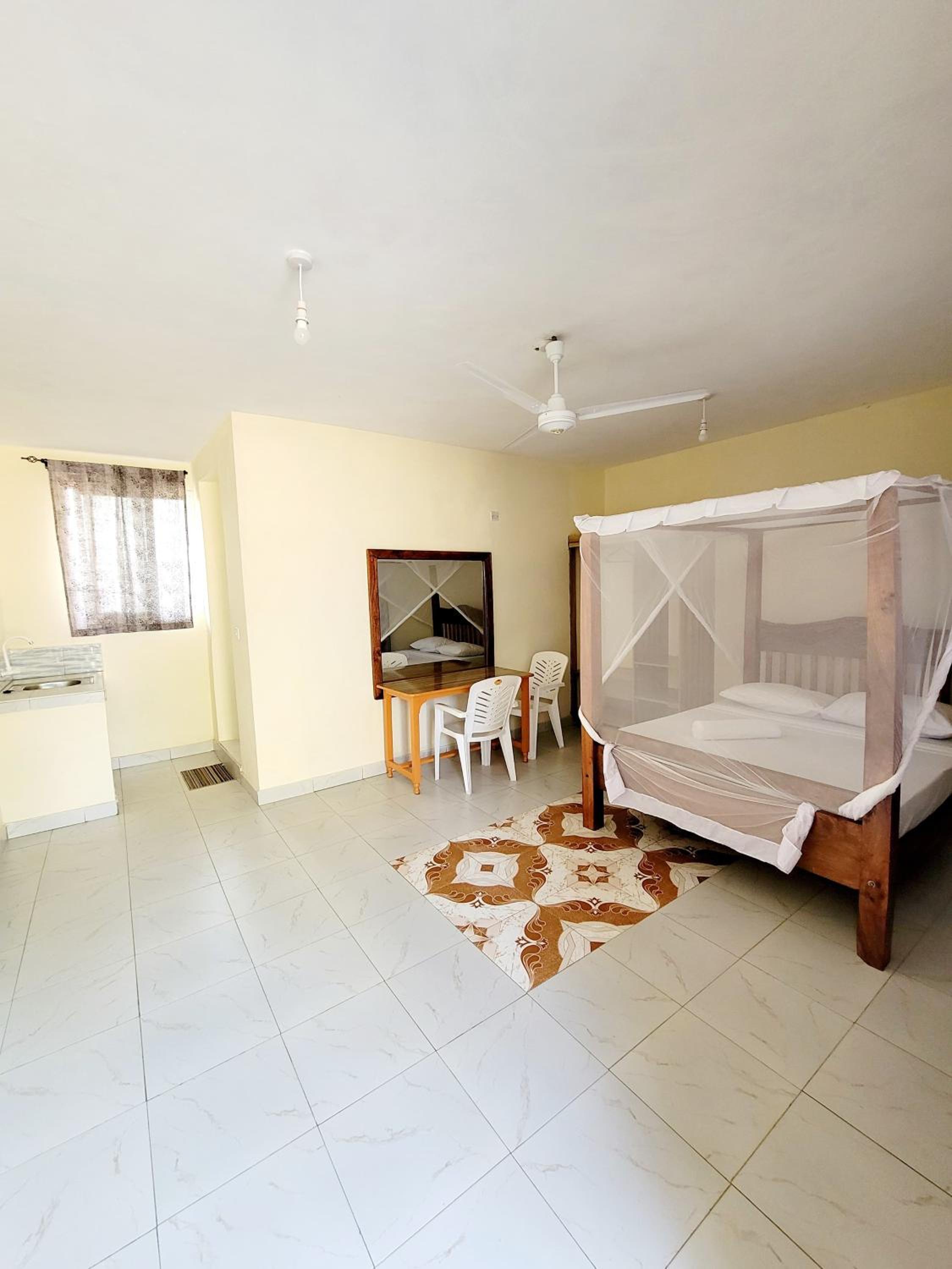 Standard Double Room photo 3