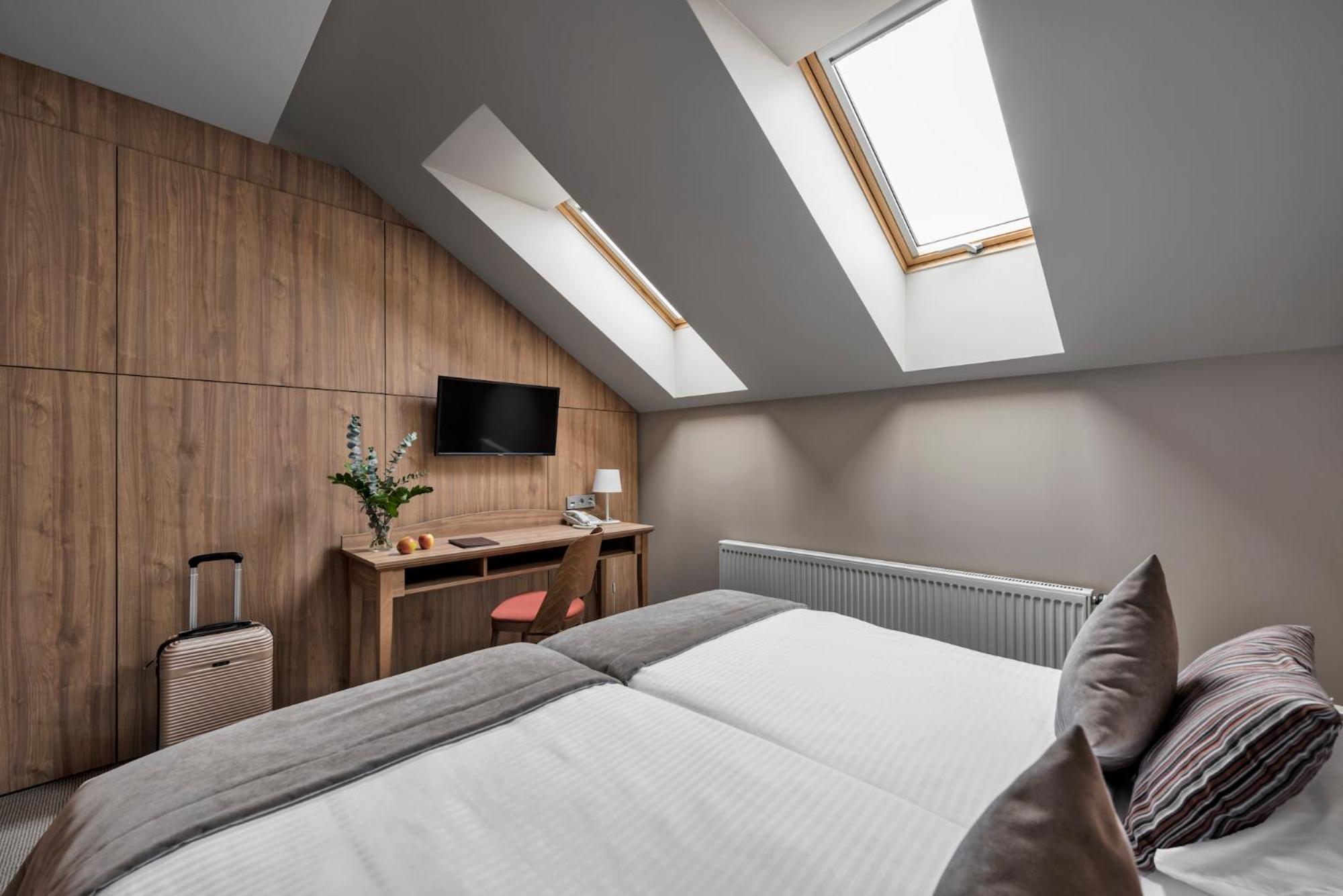 Mansard Twin Room - Photo 4