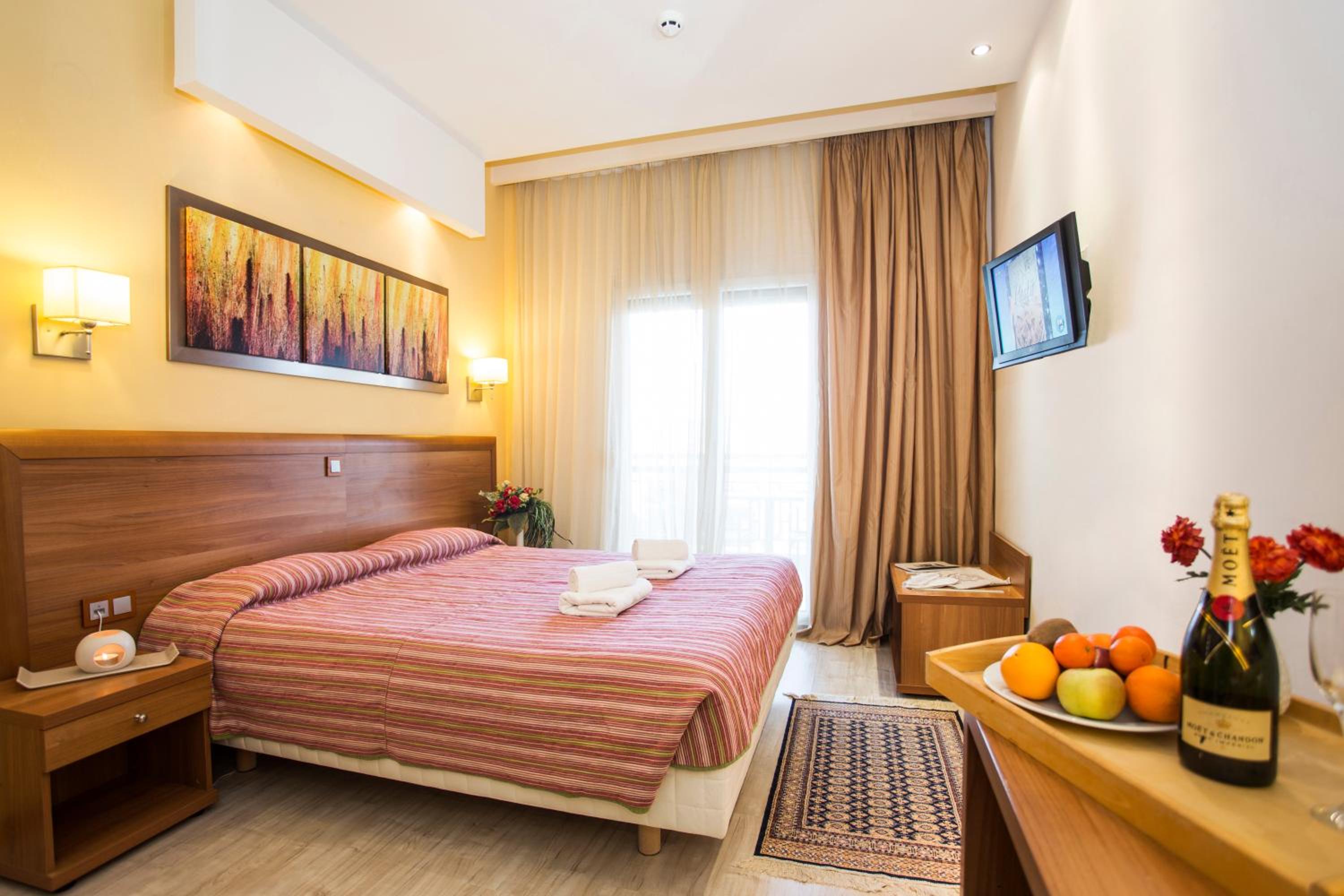 Single Room - Photo 1
