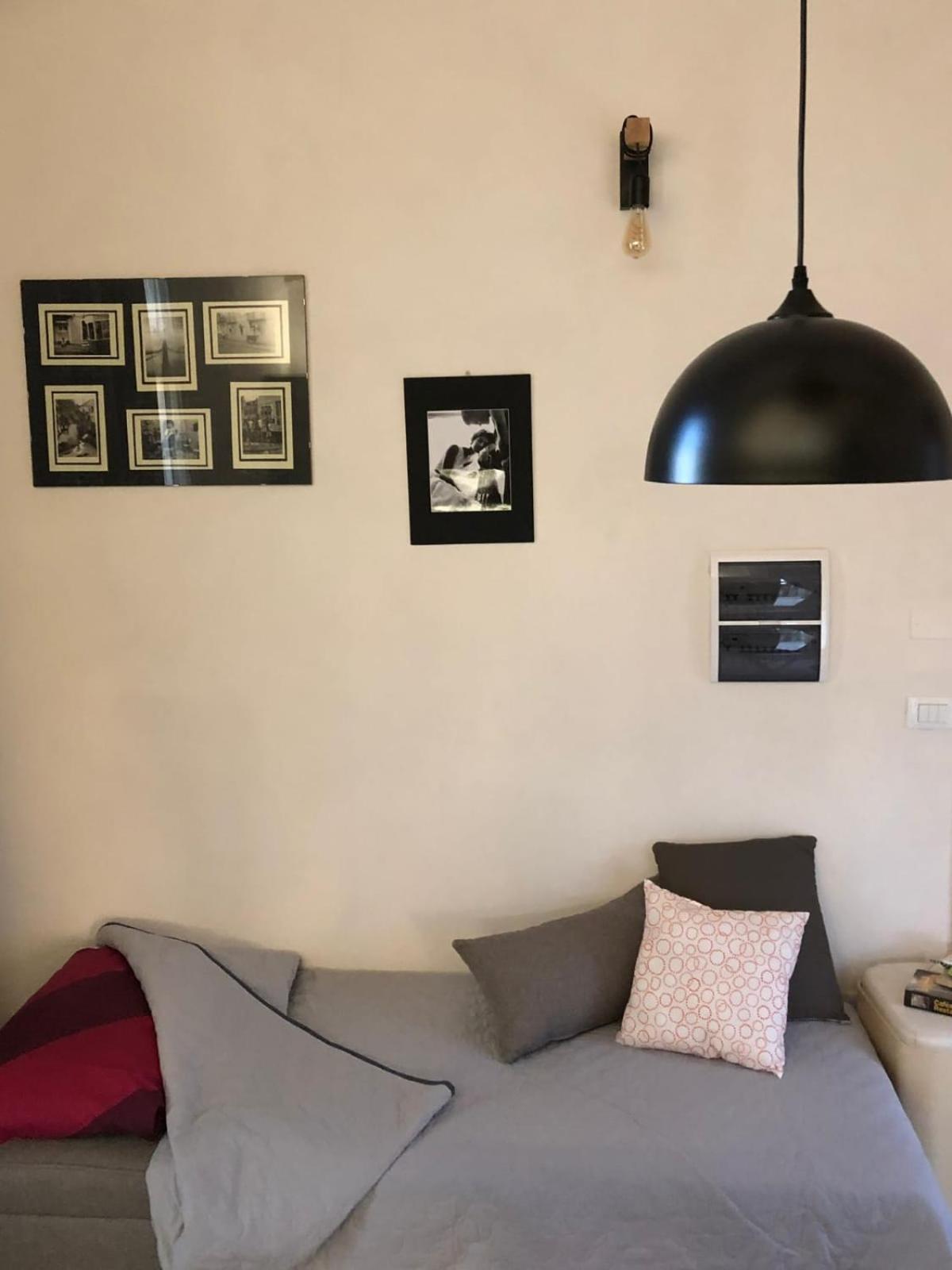 One-Bedroom House photo 1