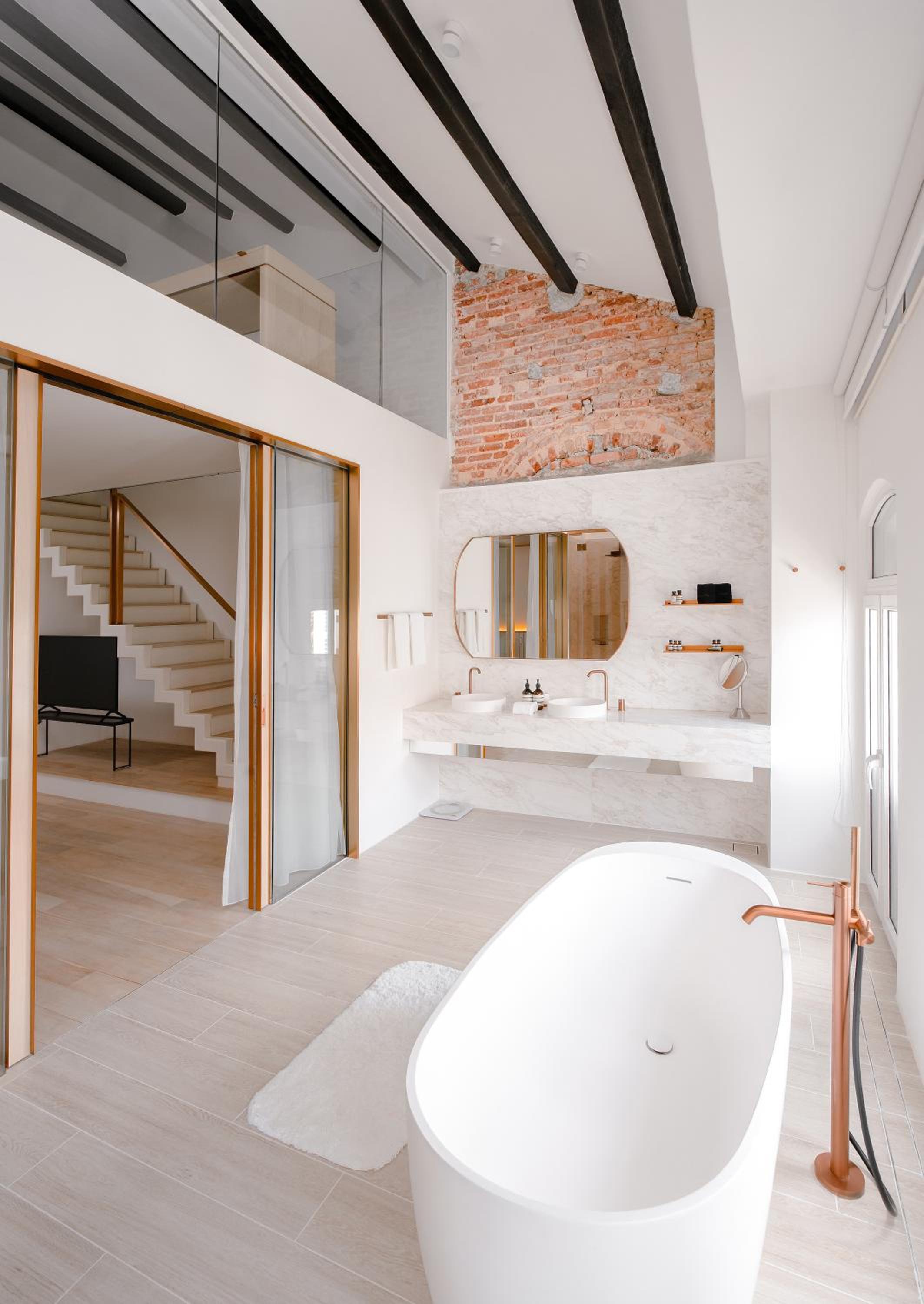 The Bartholdi Loft (Deluxe King Loft) - Photo 4