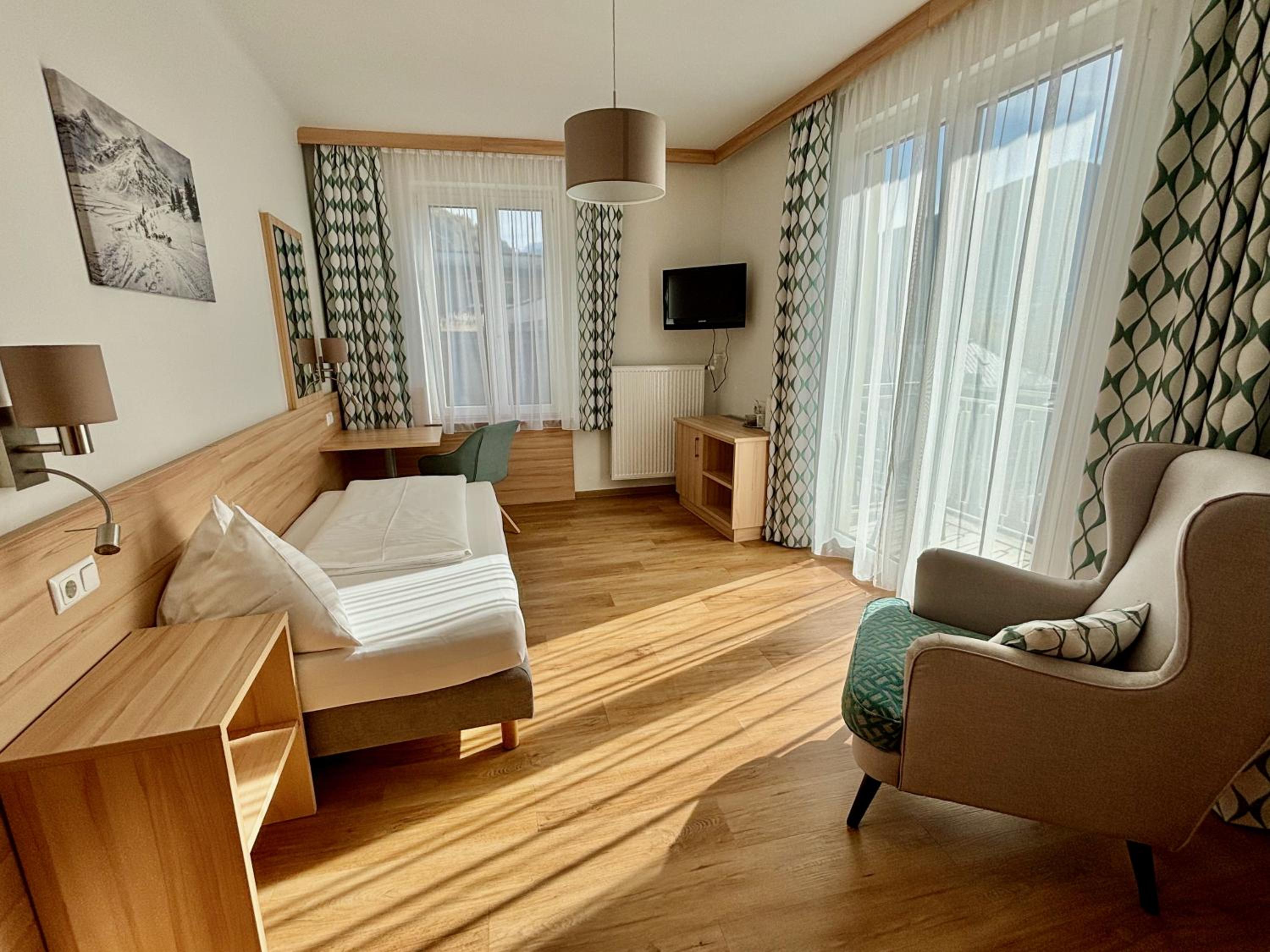 Single Room With Balcony