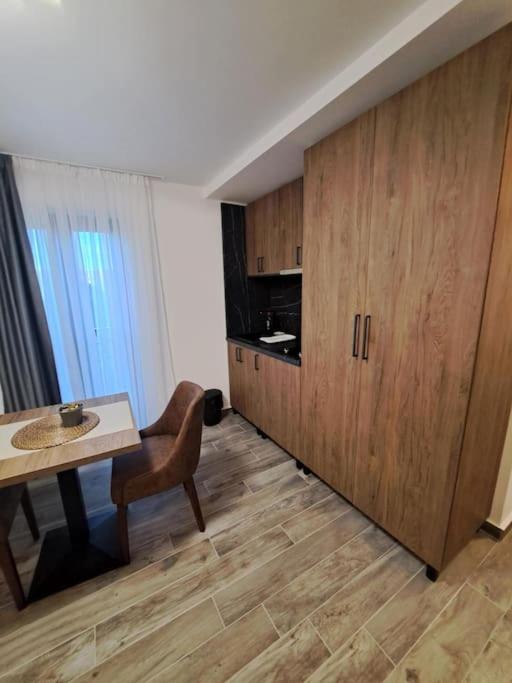 Apartment - Photo 16