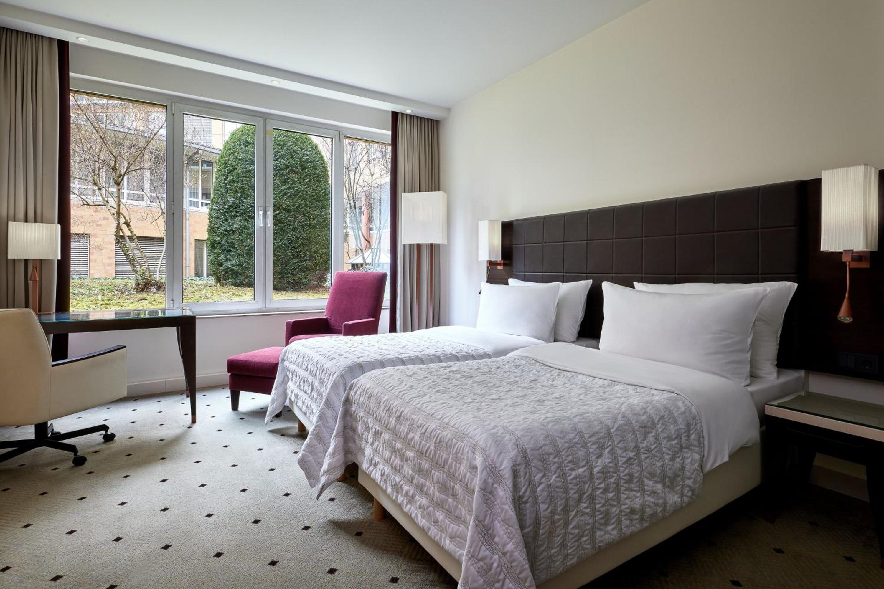 Superior Twin Room photo 3