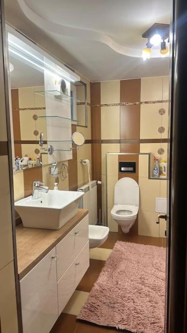 Two-Bedroom Apartment with Garden View photo 2