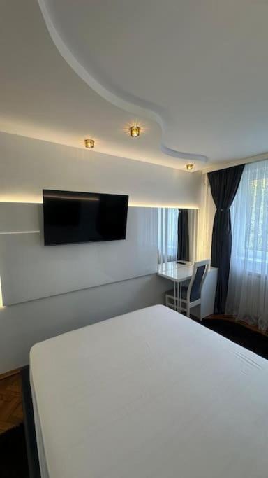 Two-Bedroom Apartment with Garden View photo 3