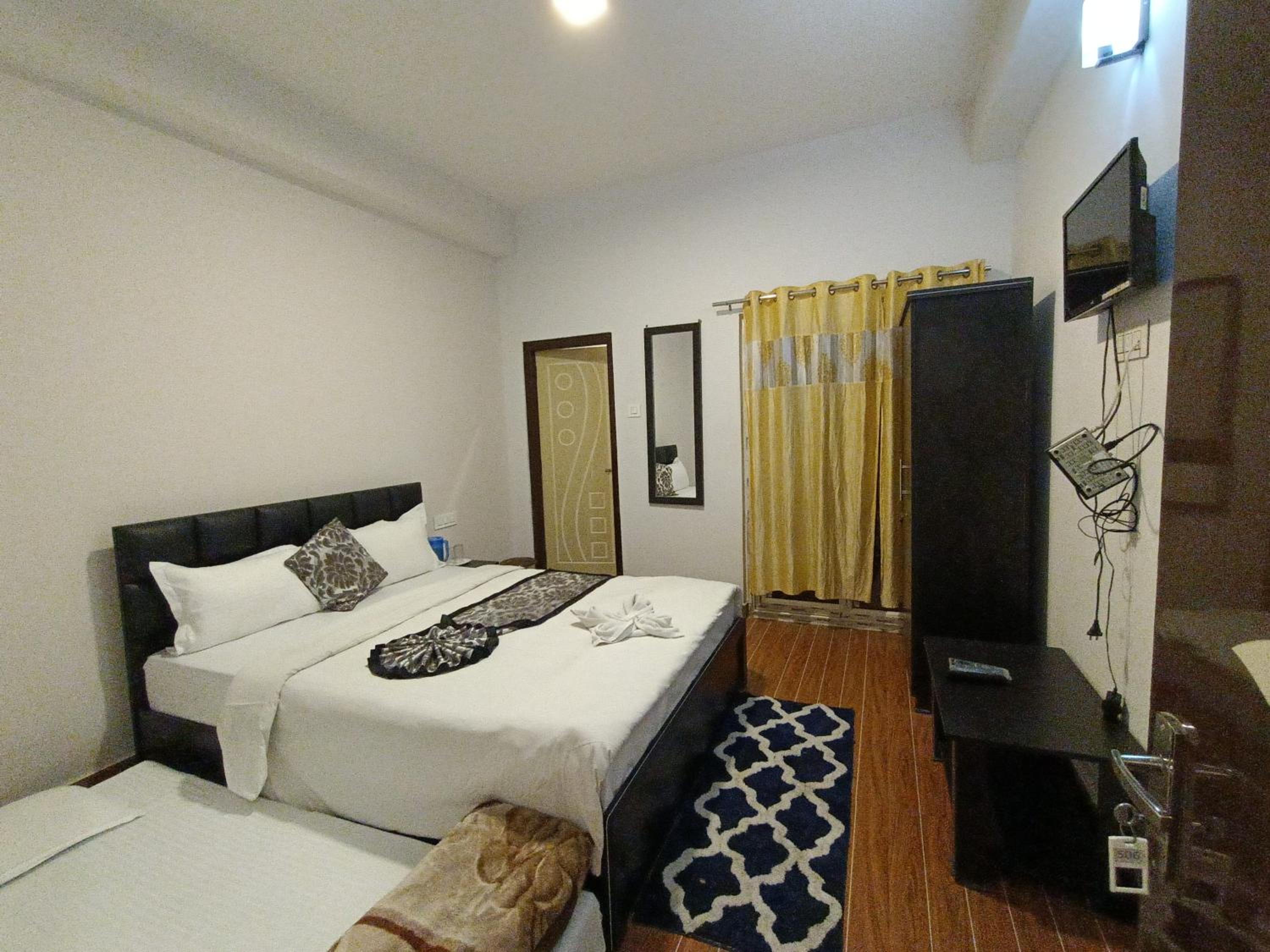 Double Room with Balcony photo 3