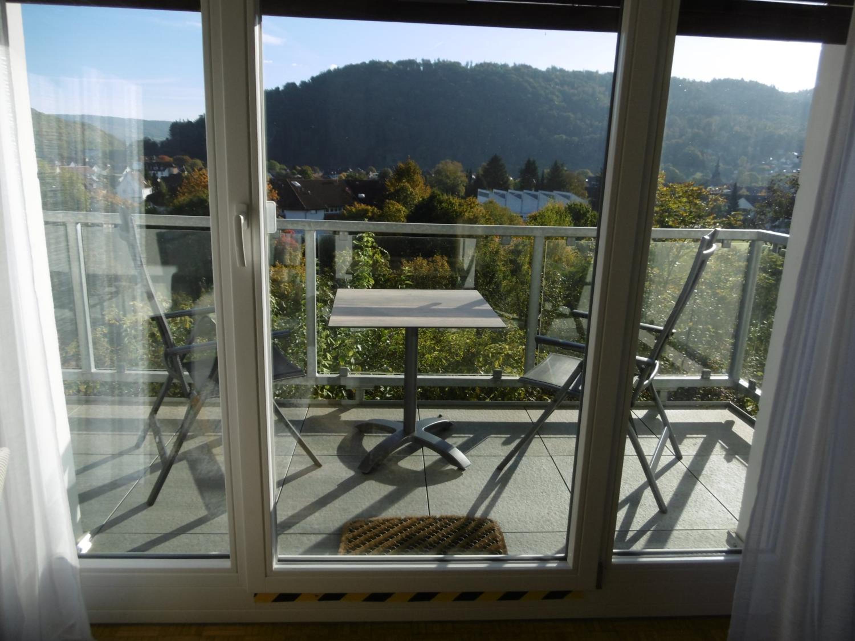 Apartment with Mountain View photo 2
