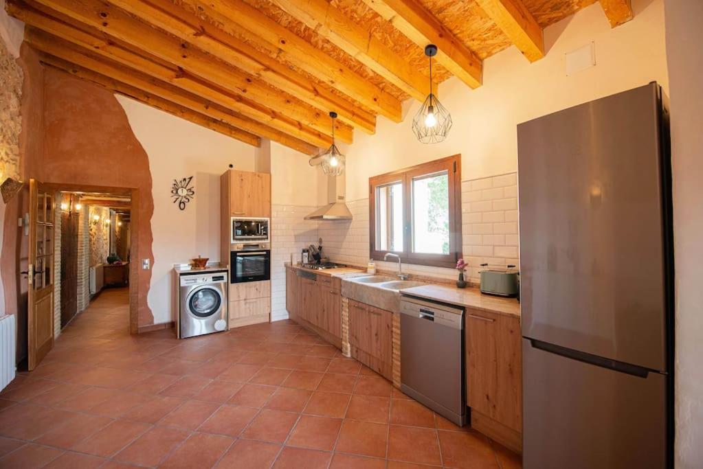 Four-Bedroom House photo 2
