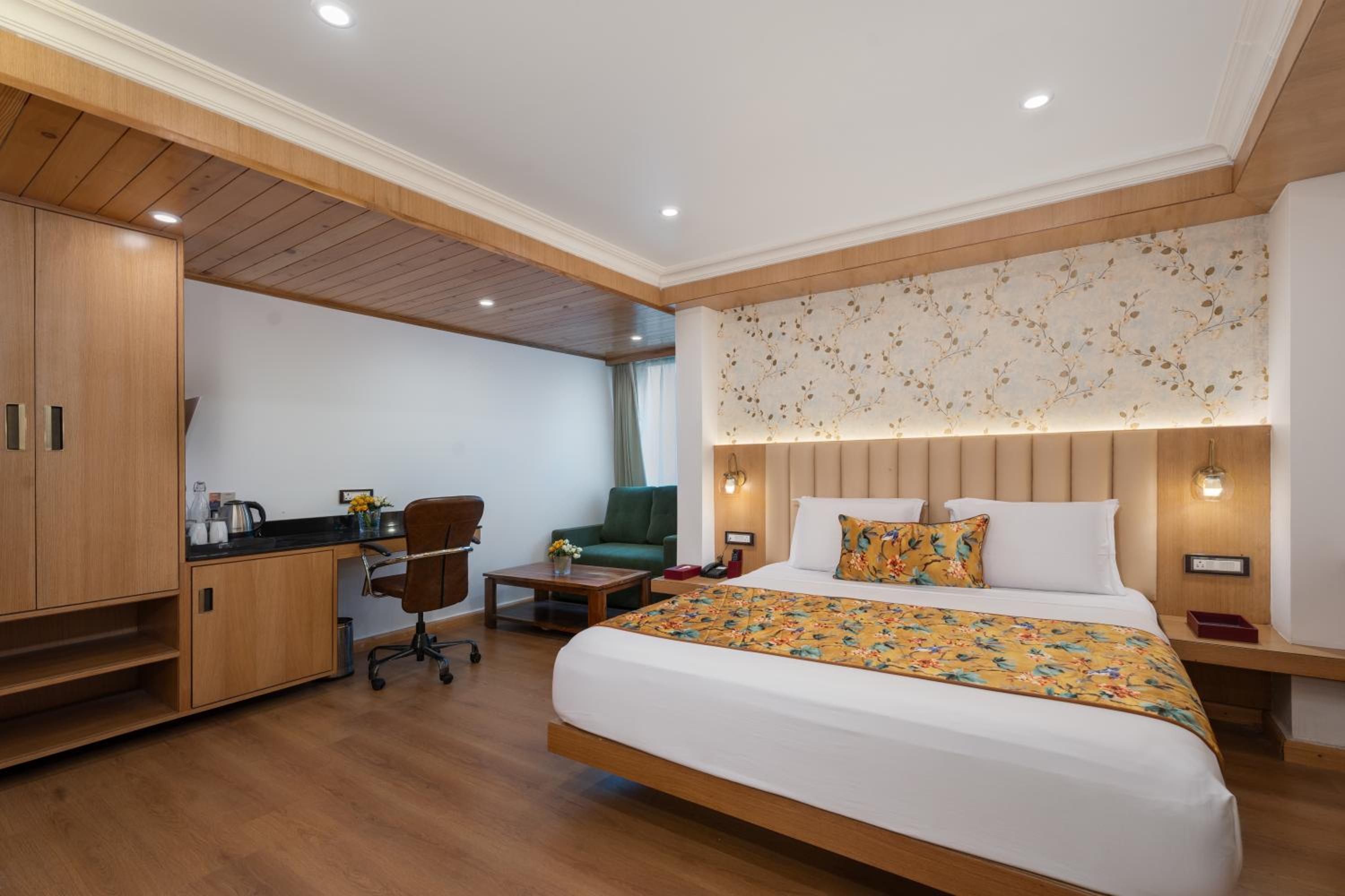 Deluxe Room With Sofa cum bed photo 2
