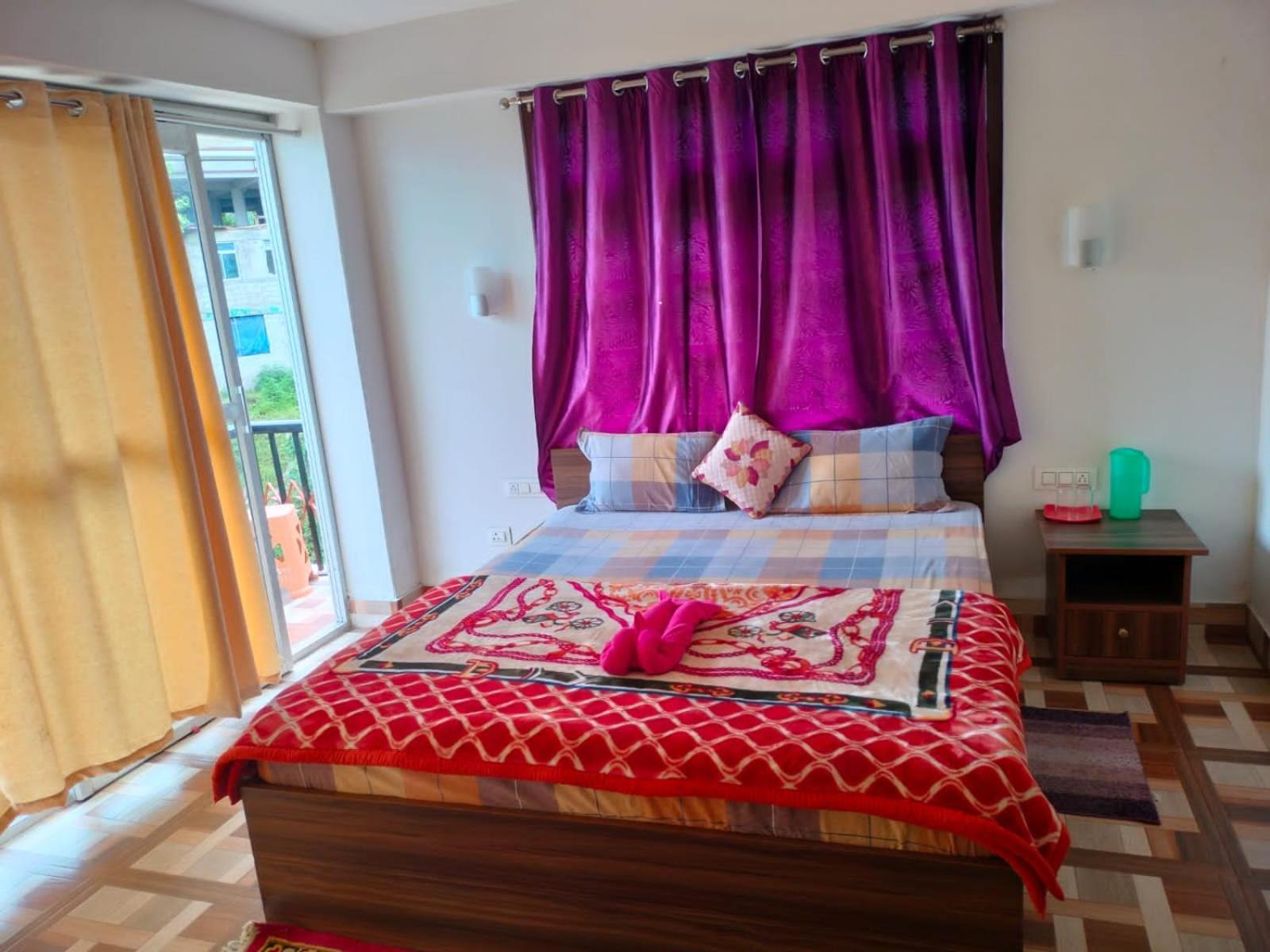 Double Room With Balcony (3 Adults) photo 1