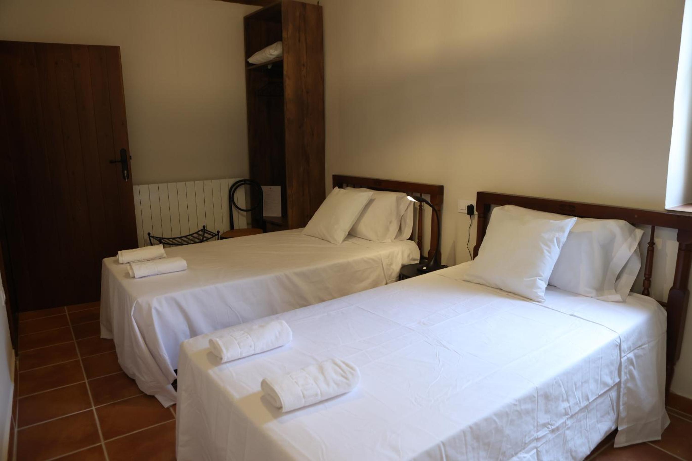 Habitación Doble con Baño Privado