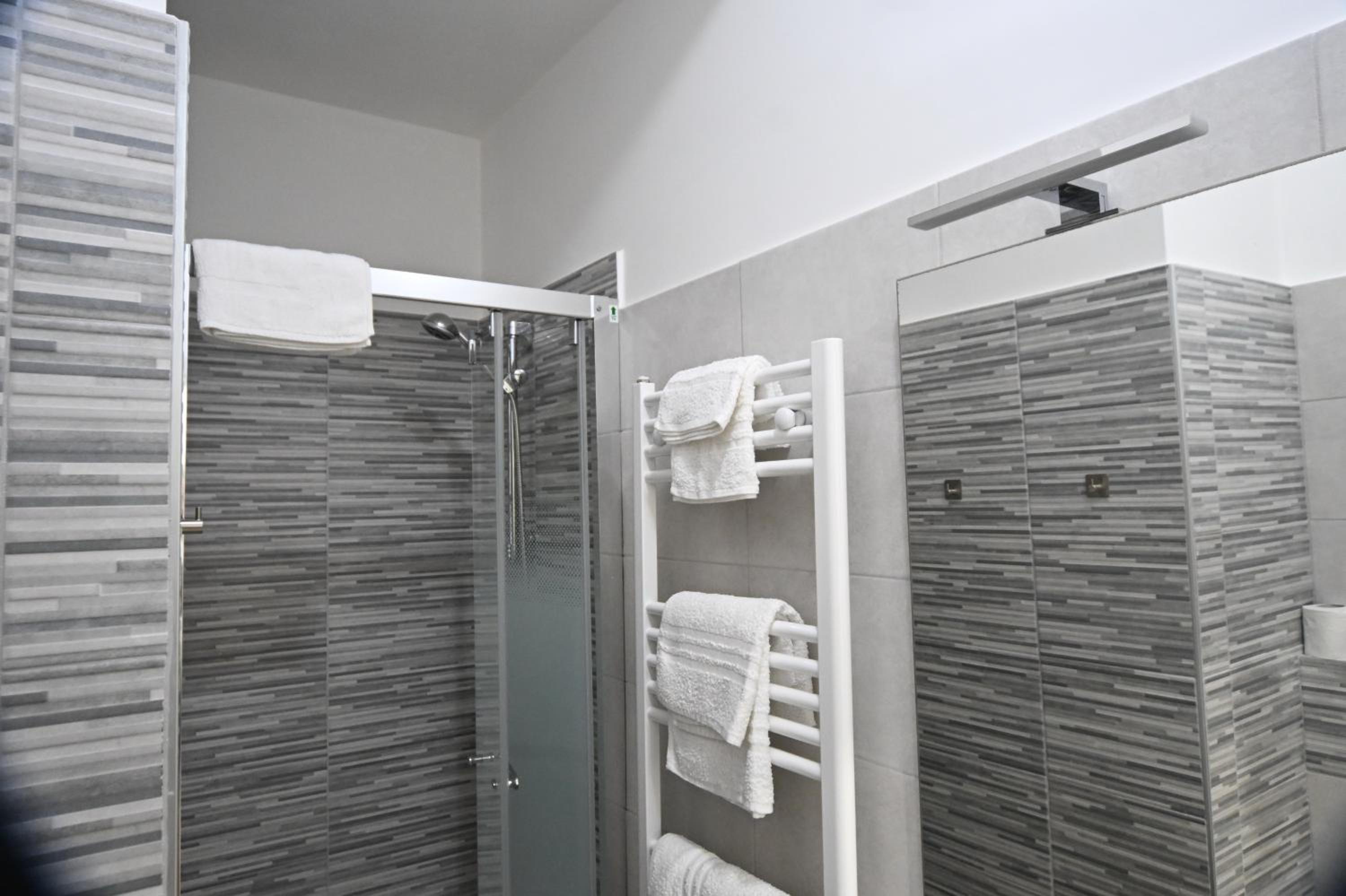 Double Room with Private External Bathroom photo 3