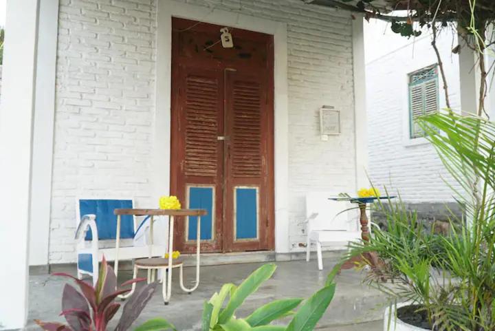 One-Bedroom House photo 2