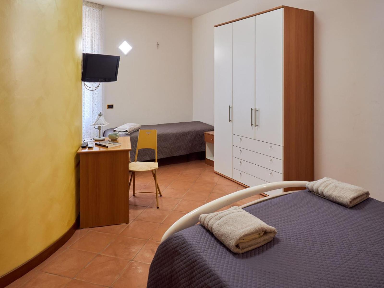 Triple Room photo 2