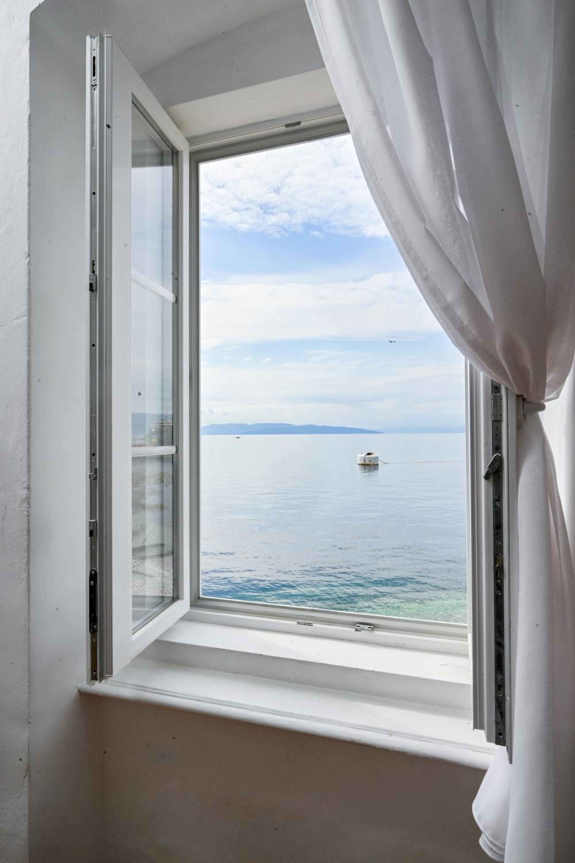 Quadruple Room with Sea View photo 2