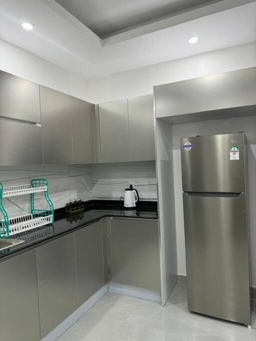 Three-Bedroom Apartment with Sea View photo 2
