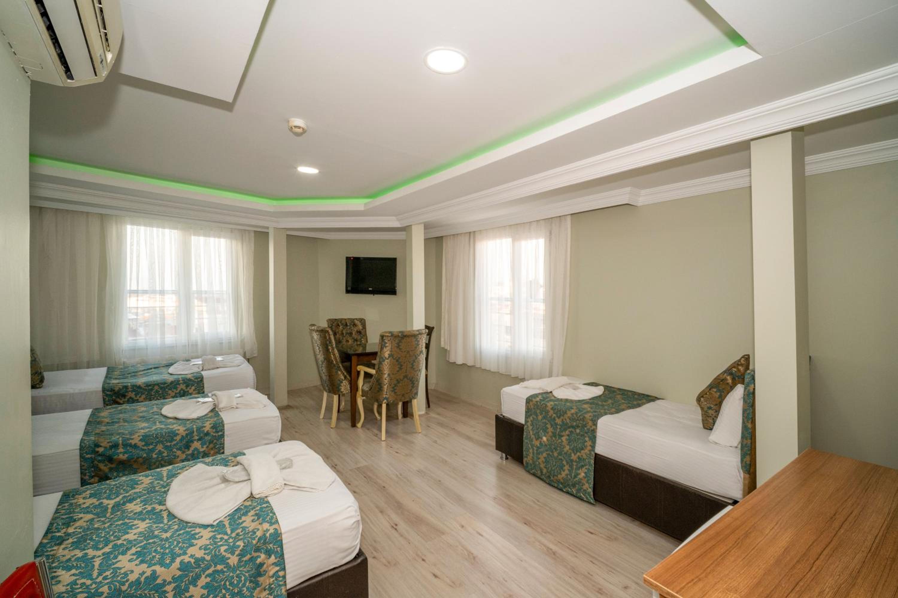 Quadruple Room photo 3