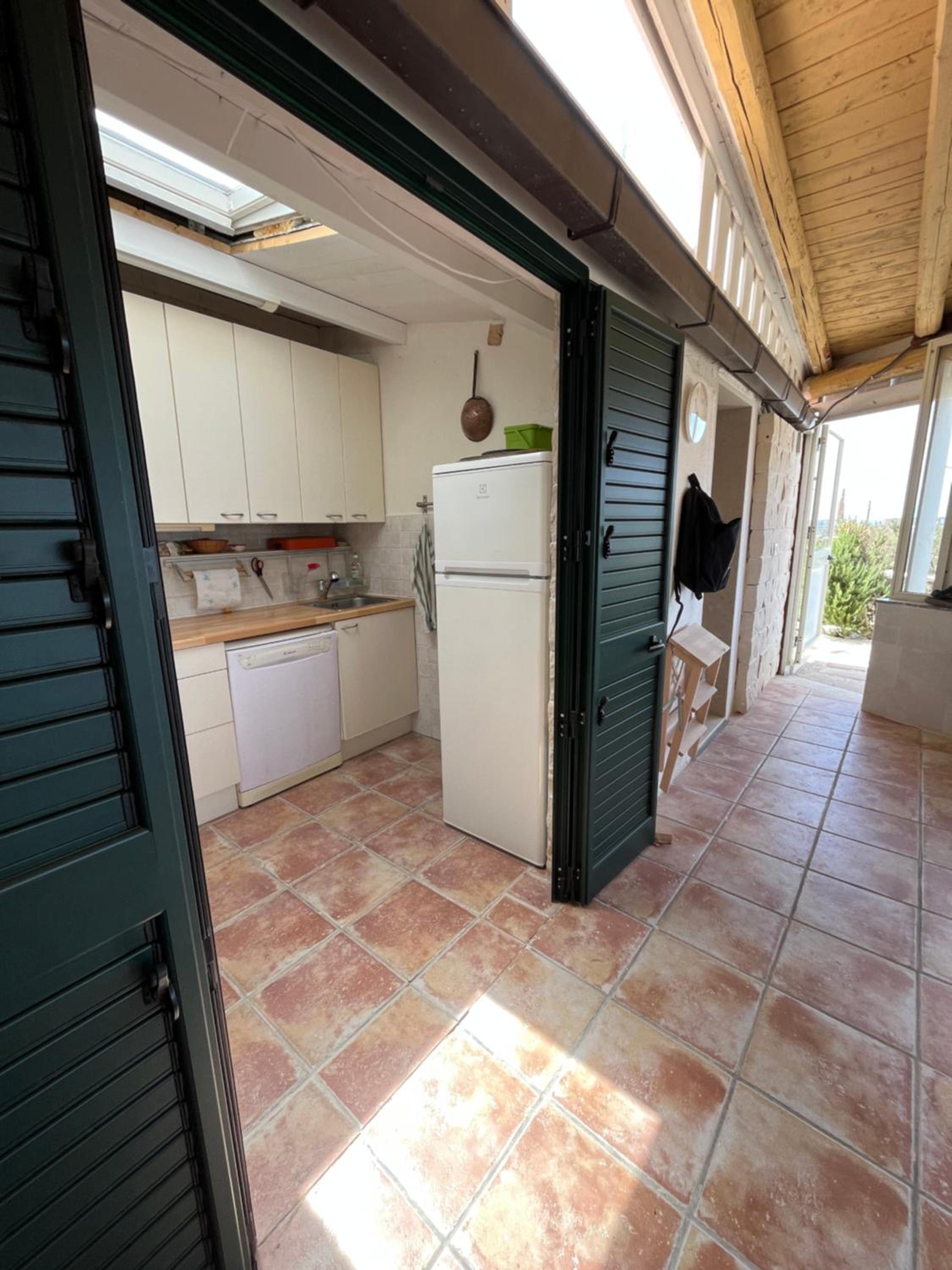 One-Bedroom House photo 2