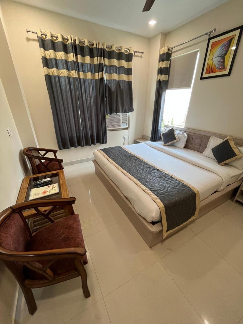 Deluxe Double or Twin Room - Photo 1