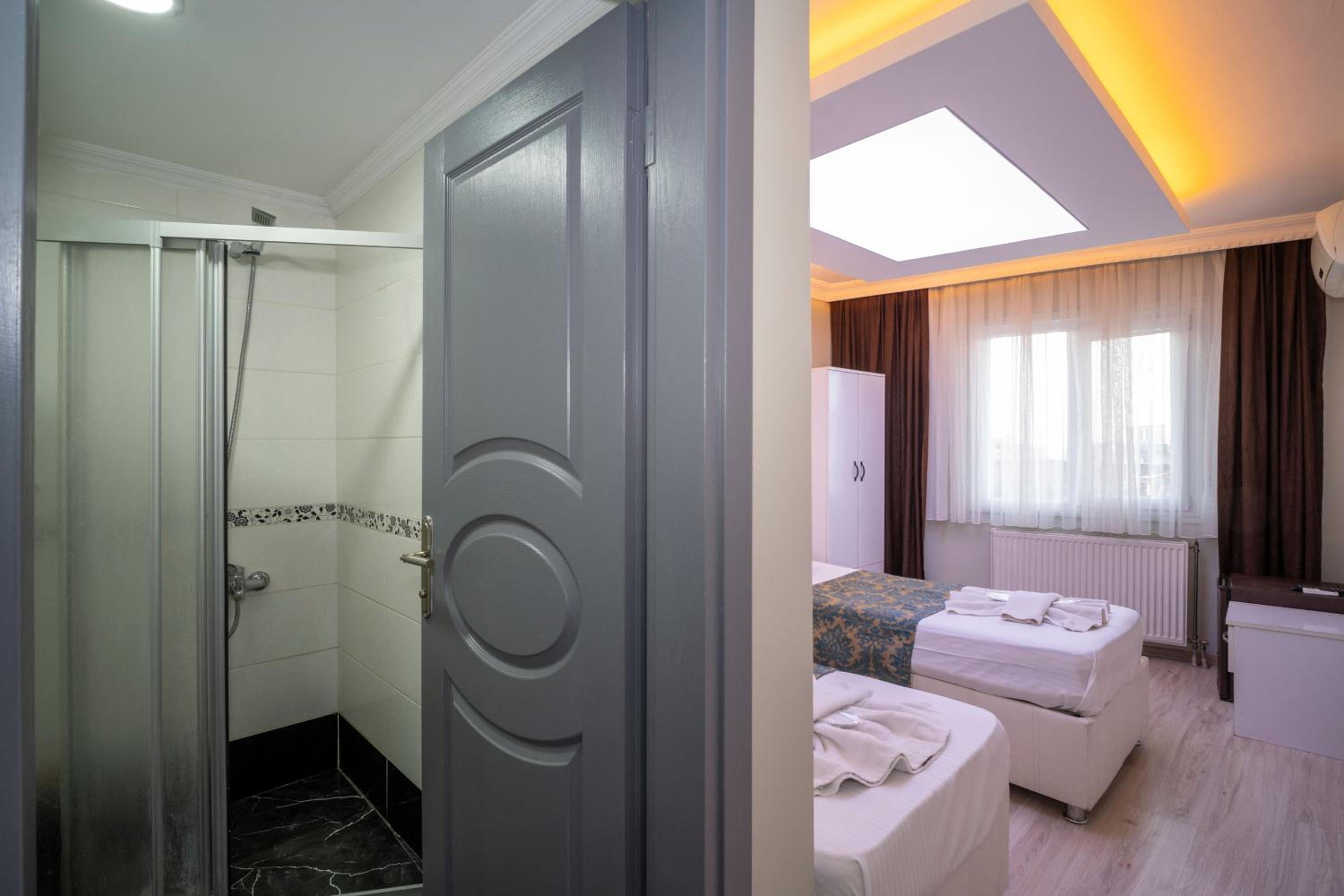 Standard Single Room photo 2