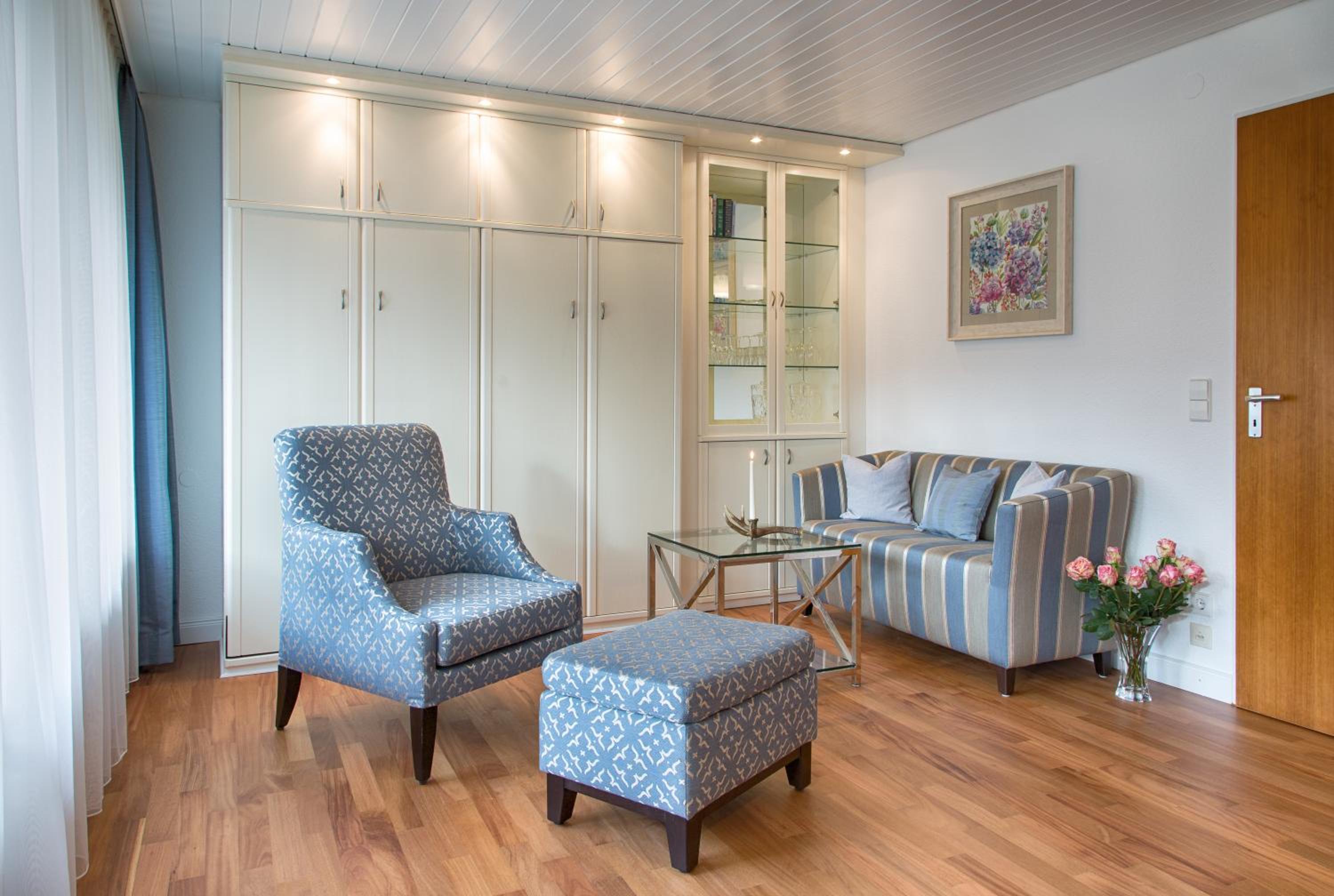 Studio Apartment with Terrace photo 1
