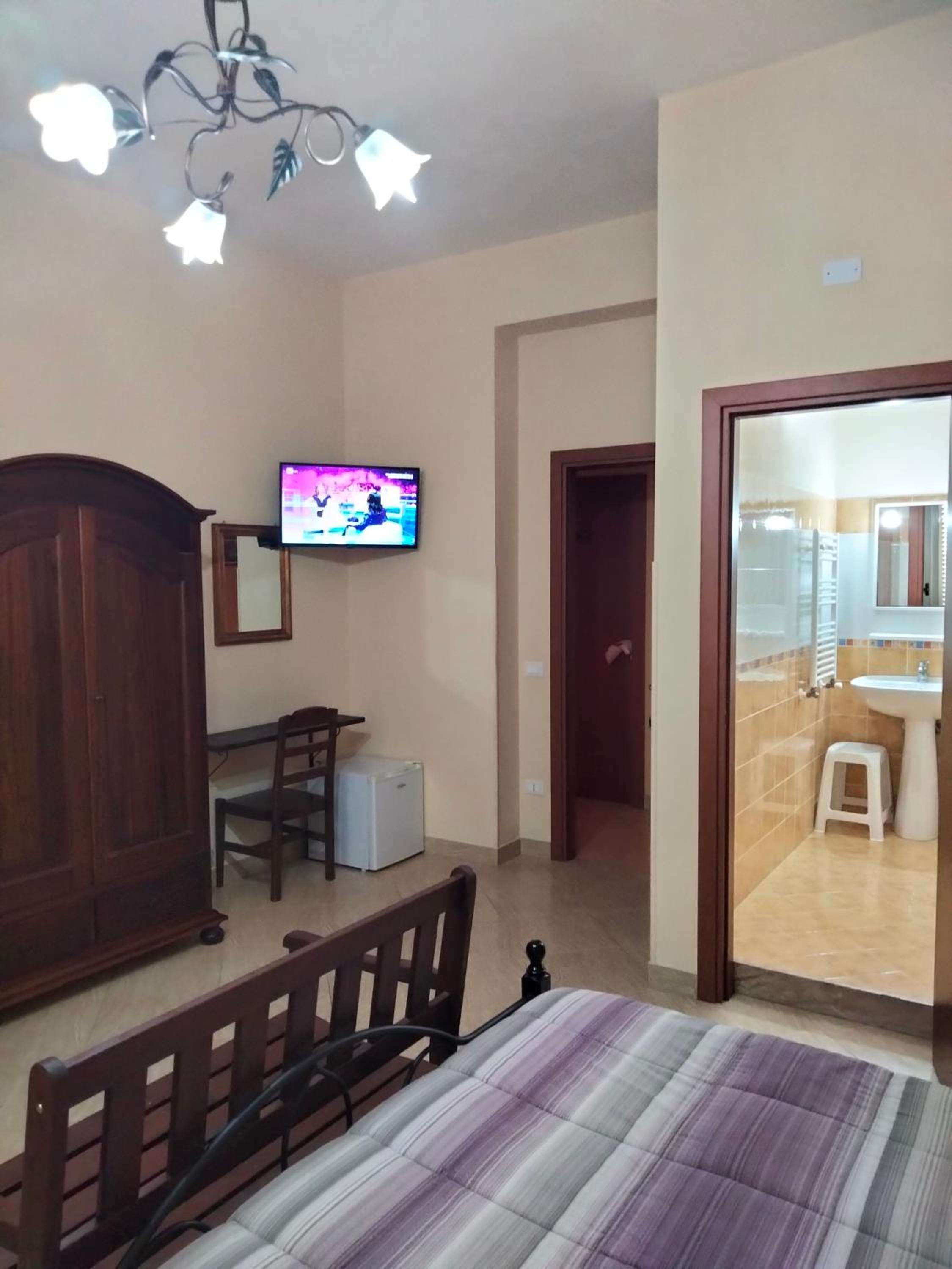 Quadruple Room - Photo 6