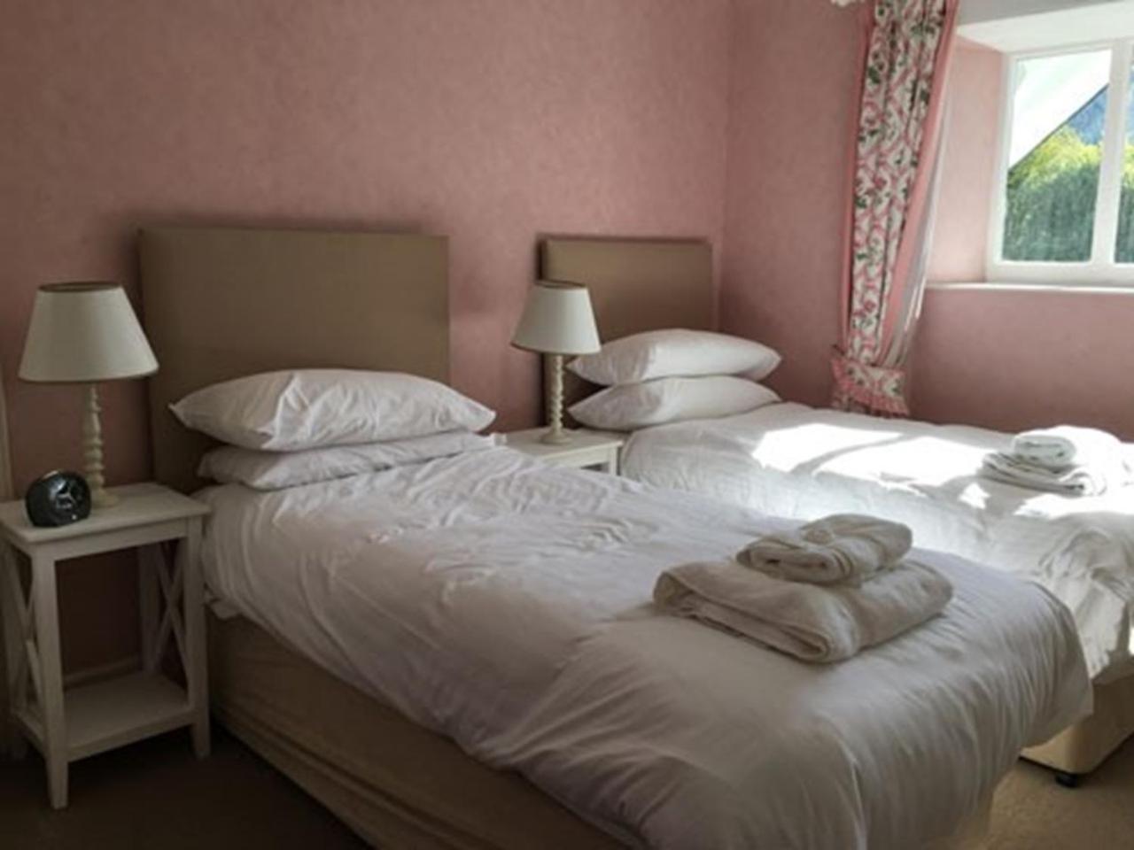 Two-Bedroom House photo 1