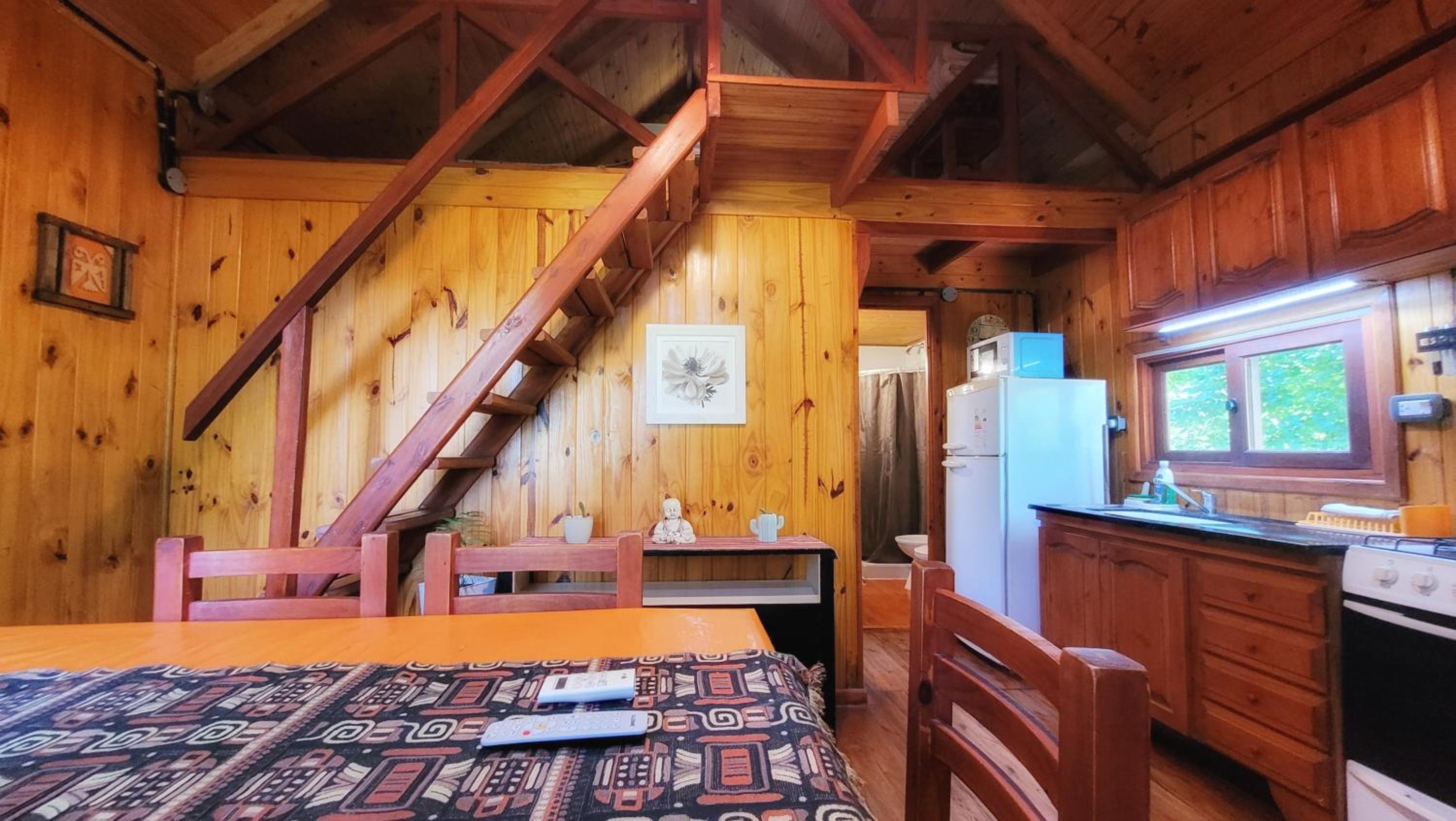 Superior Bungalow photo 1