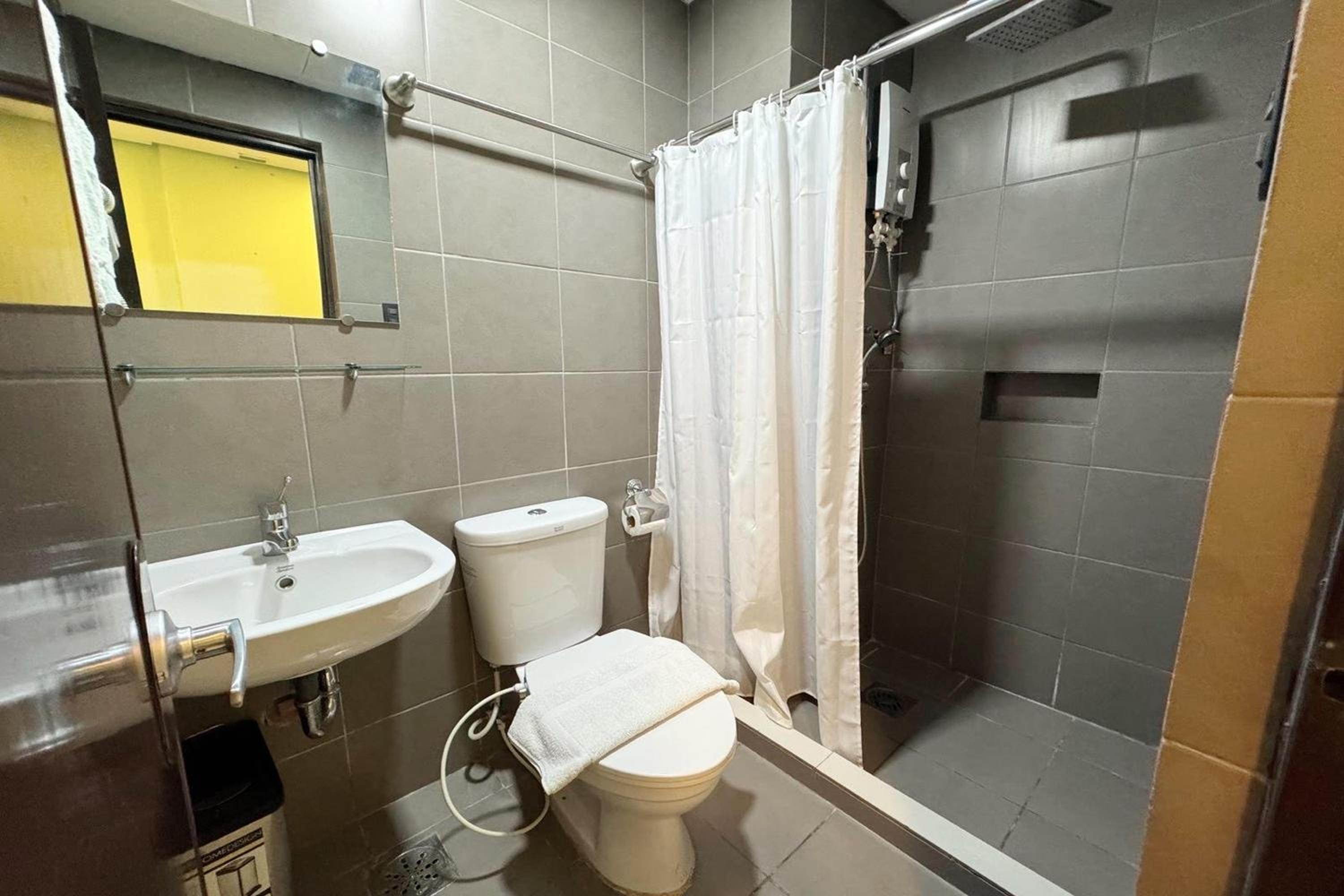 Standard Double Room - Photo 3