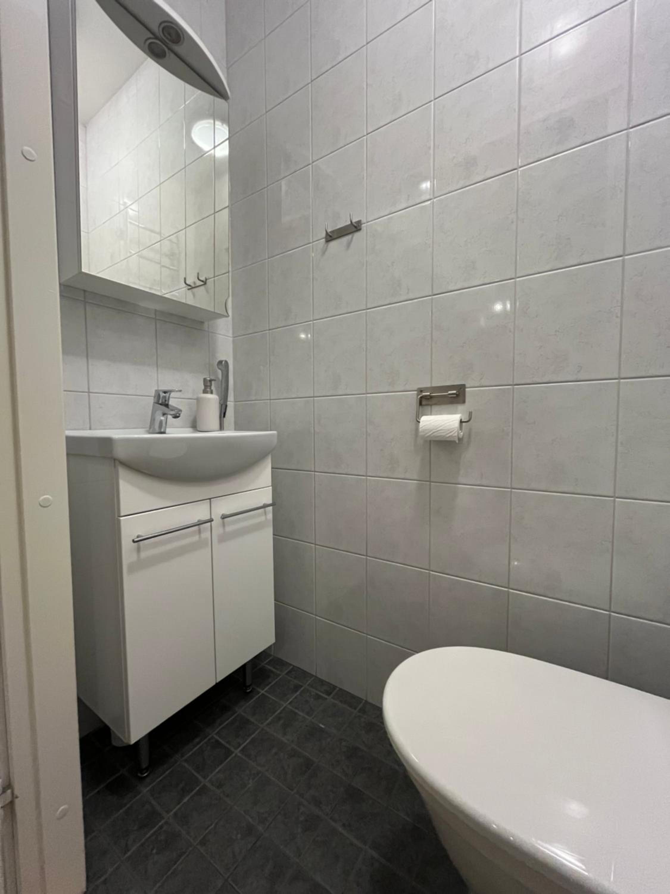 Three-Bedroom Apartment photo 2