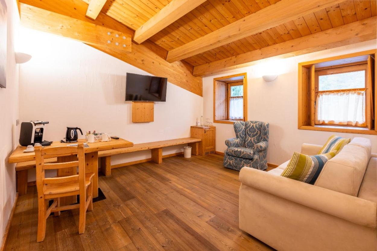 Junior Suite - Photo 1