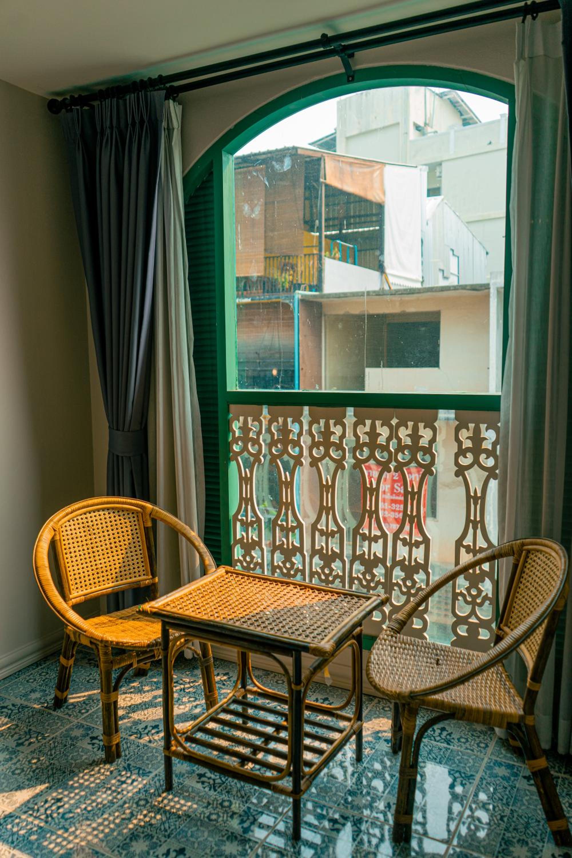Double Room with Balcony - Photo 6