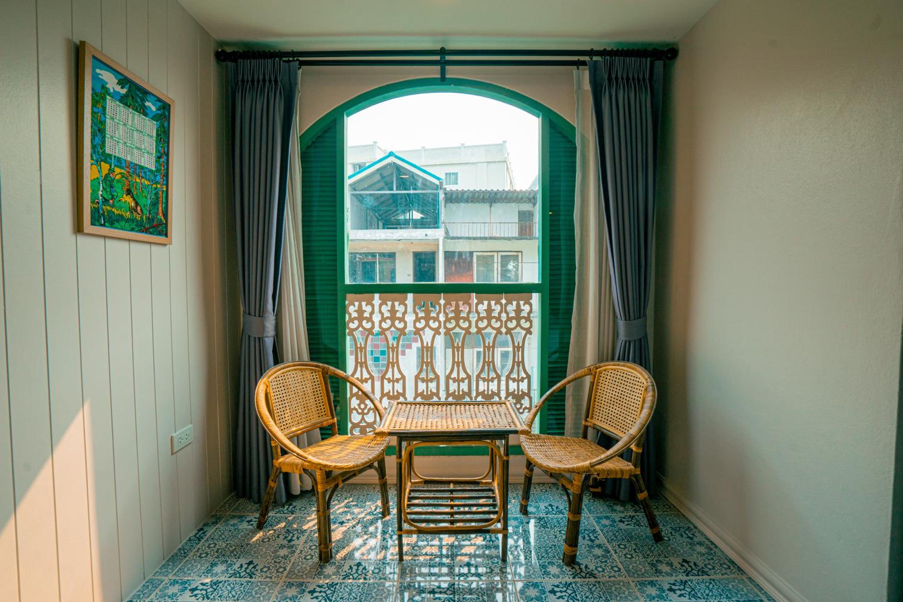 Double Room with Balcony - Photo 7
