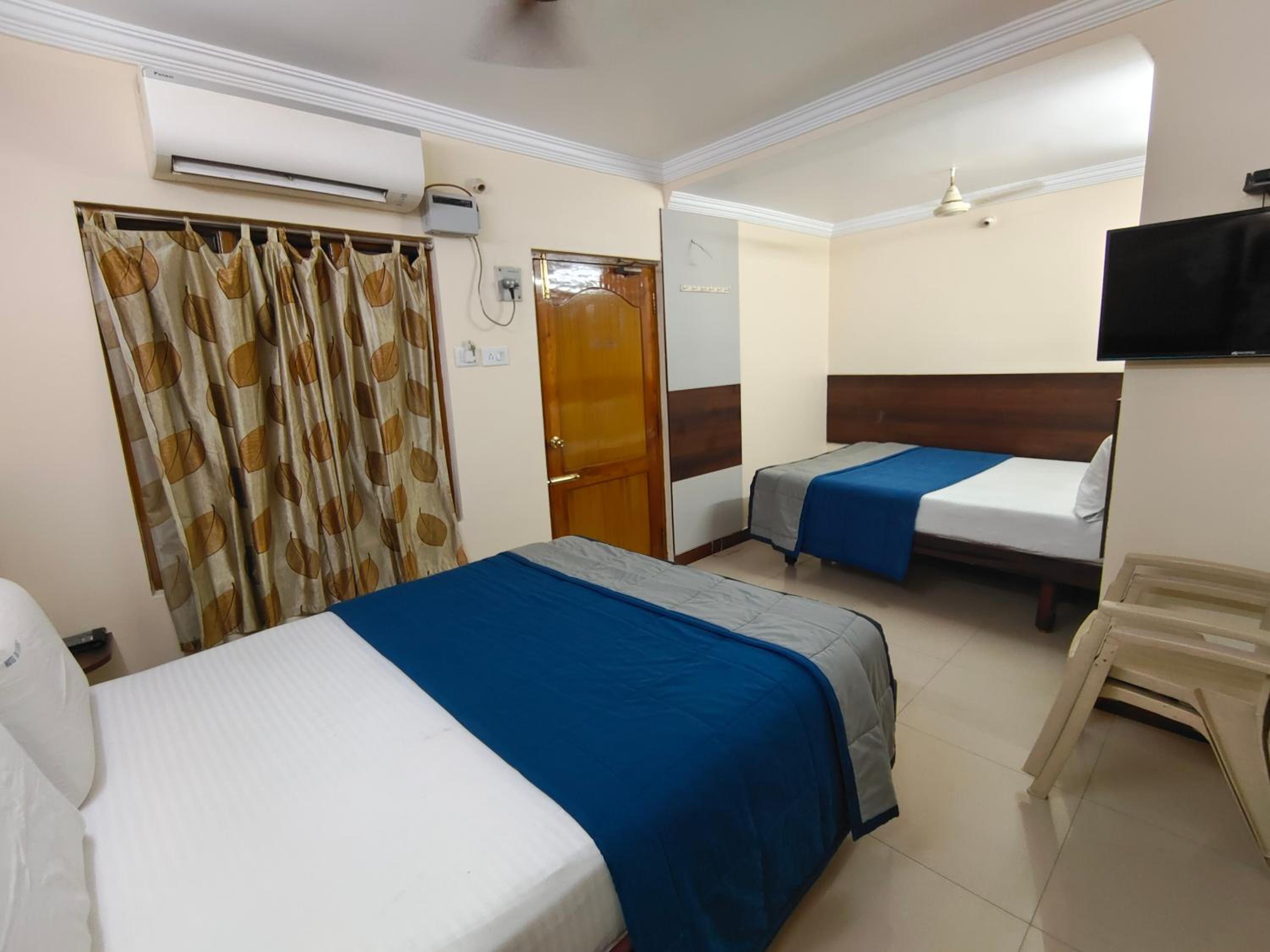 Family Suite - Photo 10