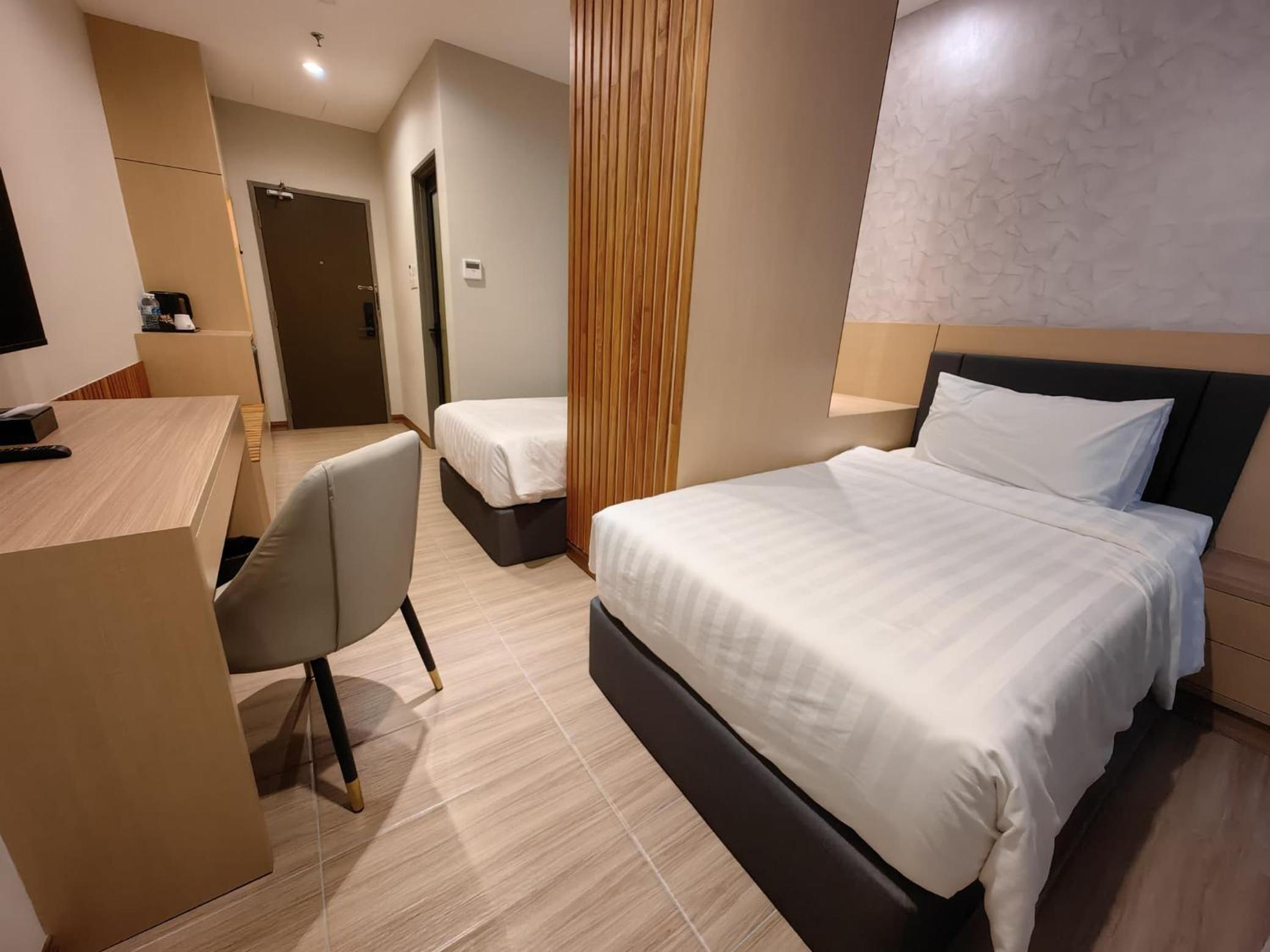 Deluxe Twin Room - Photo 1