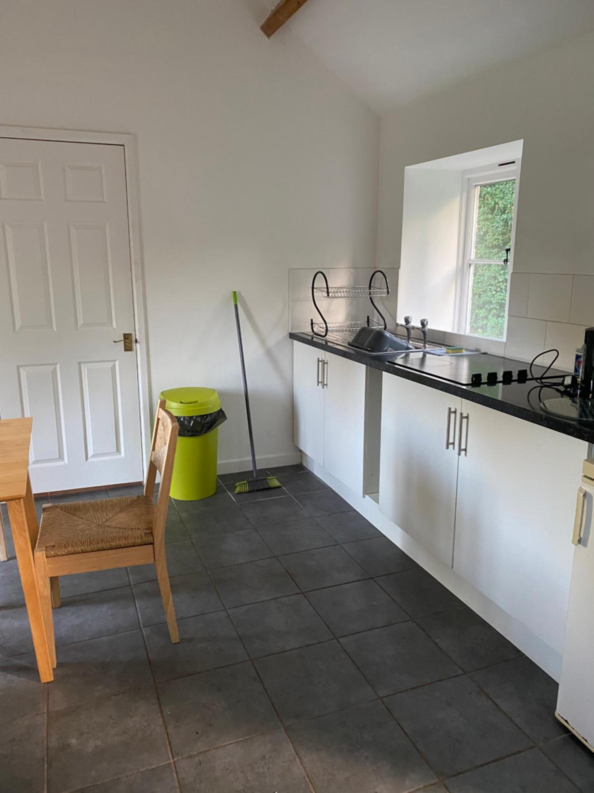 One-Bedroom House photo 3
