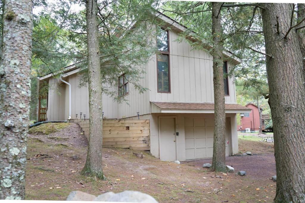 Four-Bedroom House photo 2