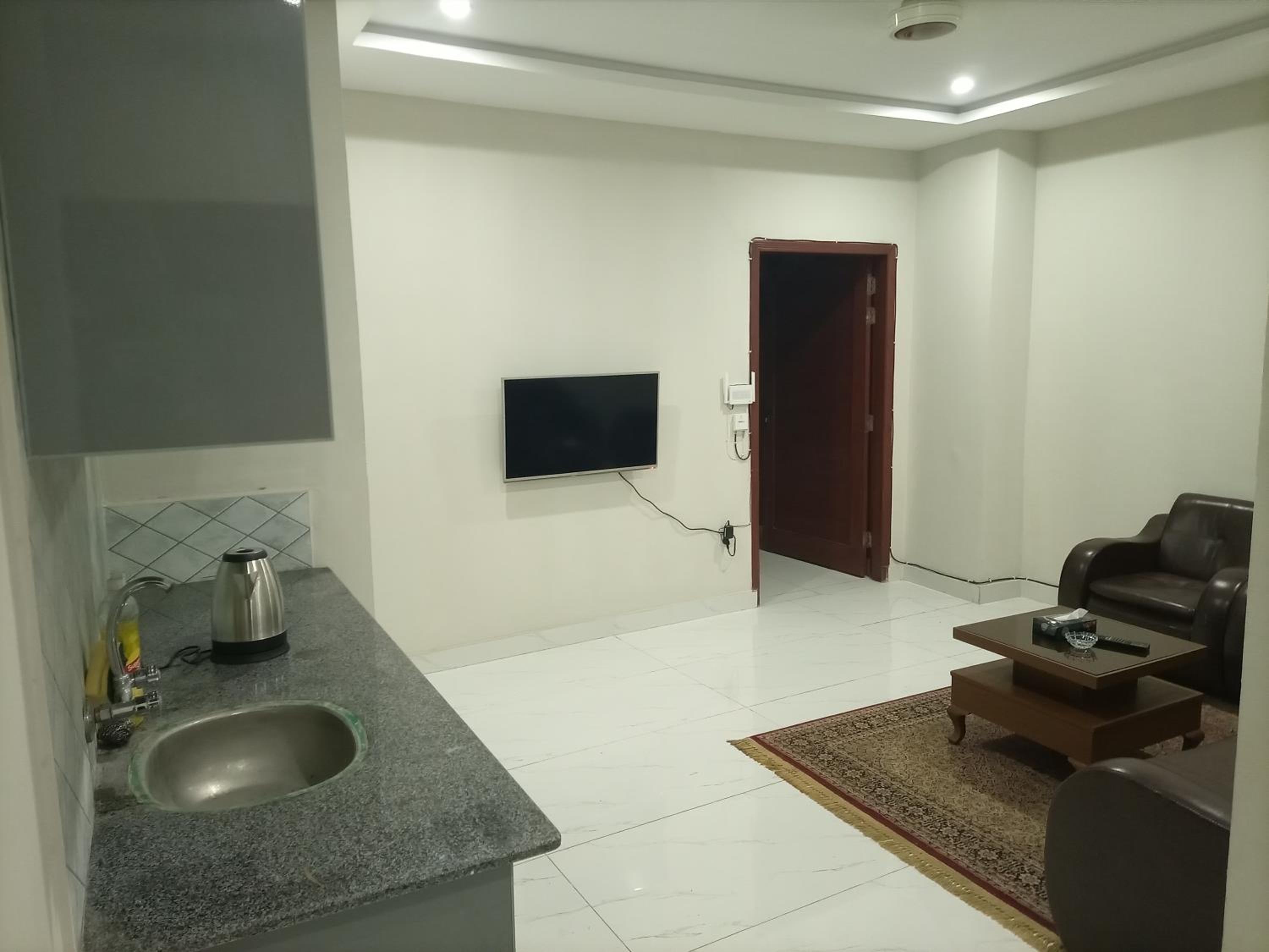 Family Two-Bedroom Apartment with View photo 1