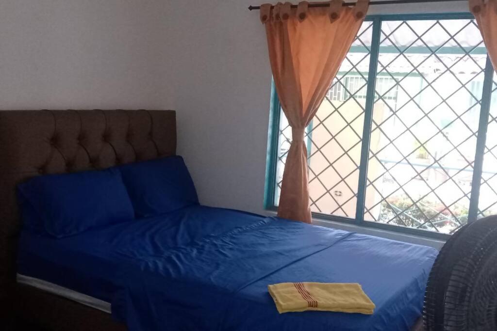 One-Bedroom House photo 1