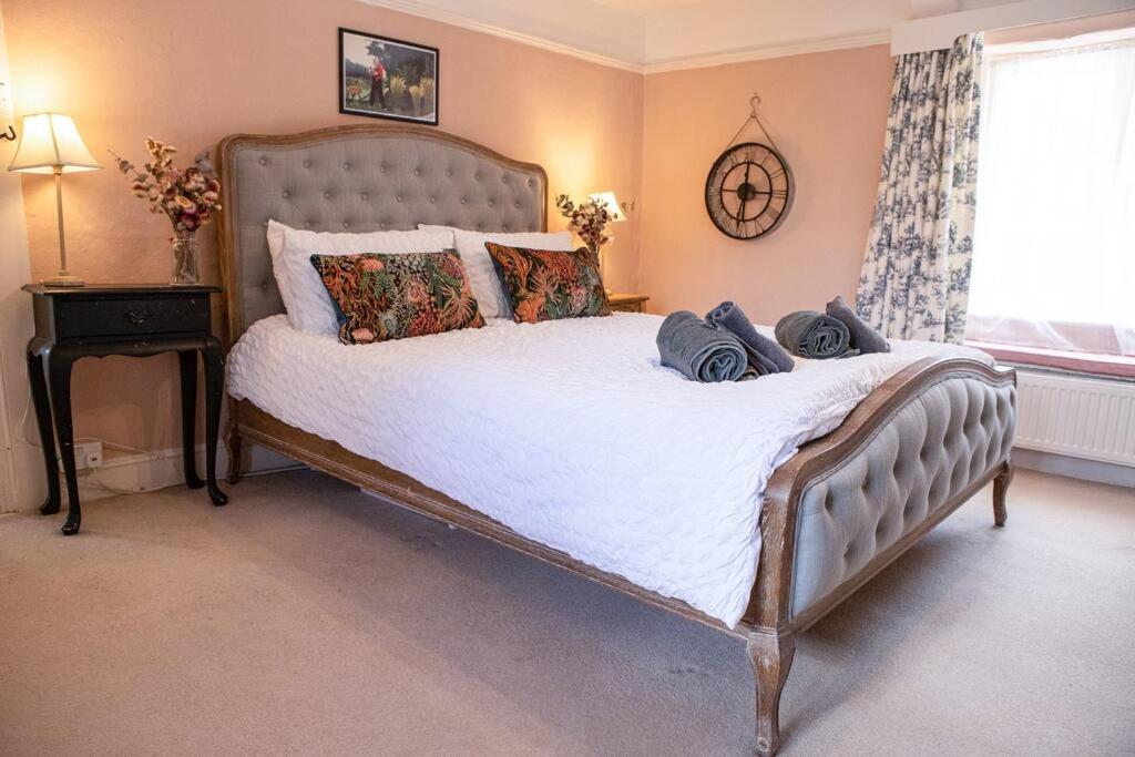 Four-Bedroom House photo 1