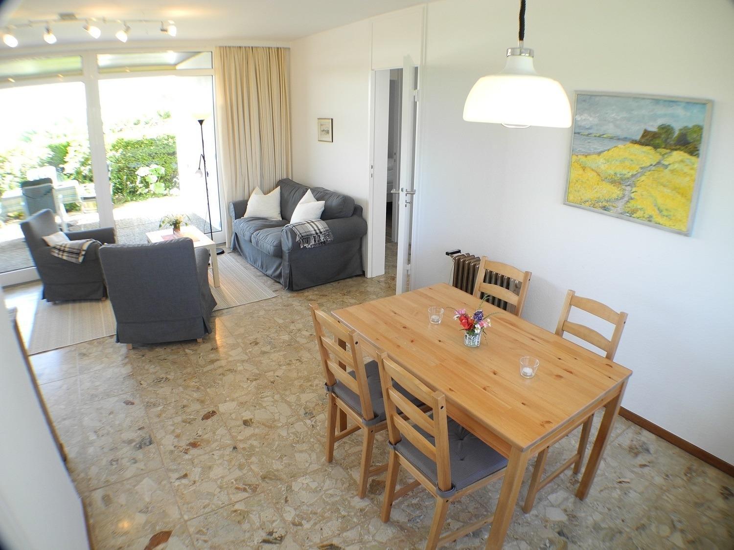 Bungalow photo 1