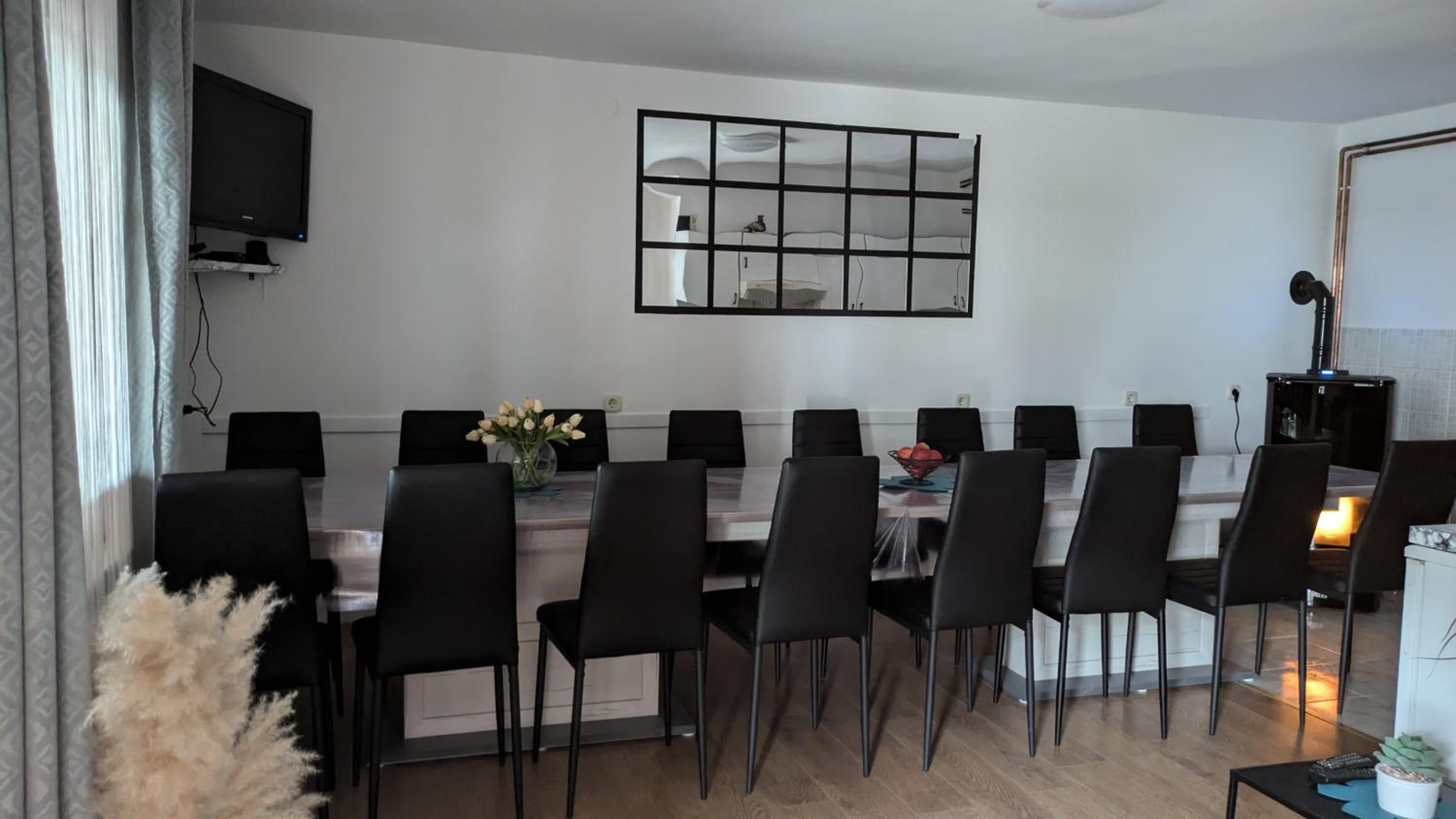 Two-Bedroom Apartment - Photo 14
