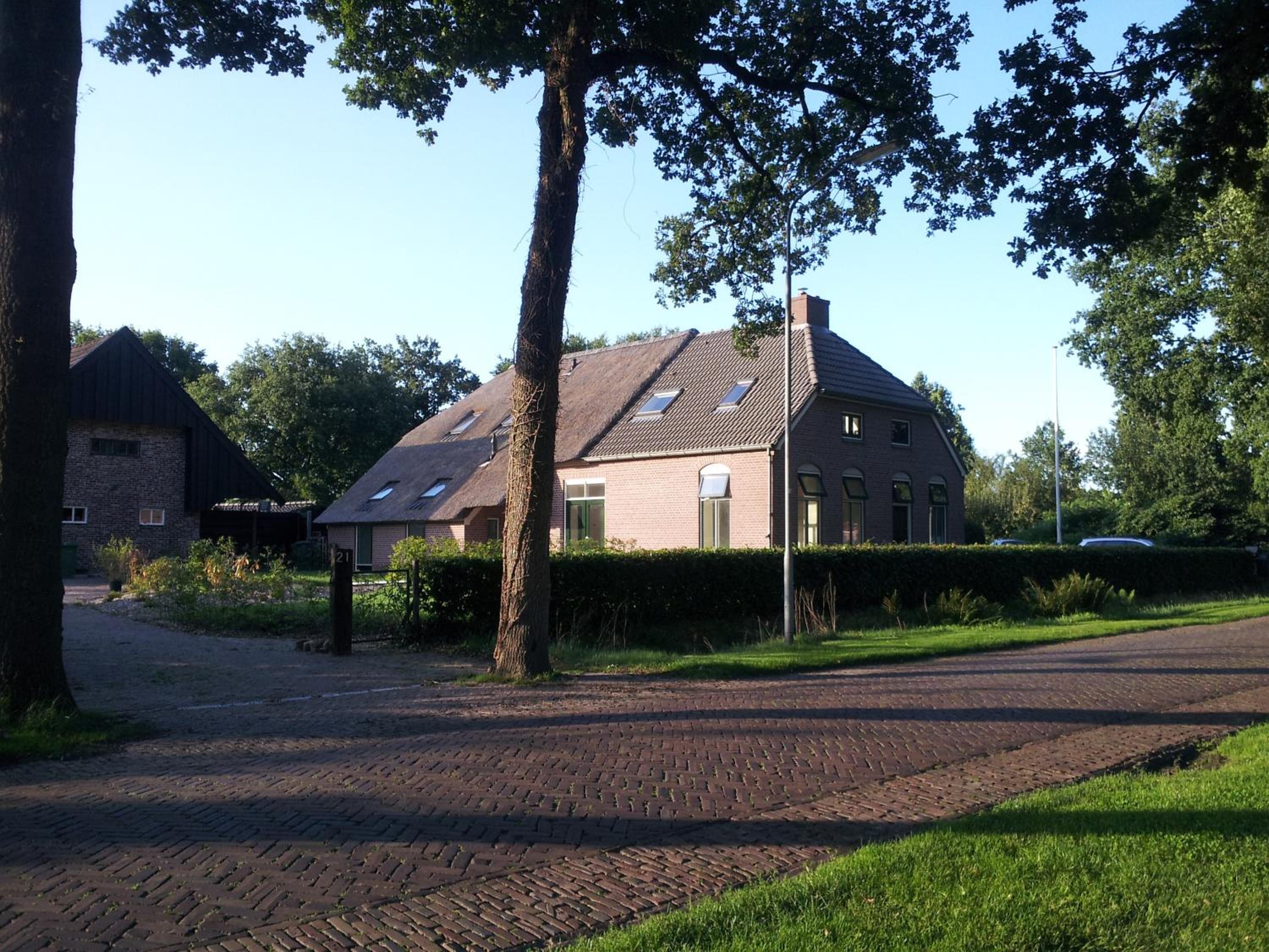 Three-Bedroom House photo 2